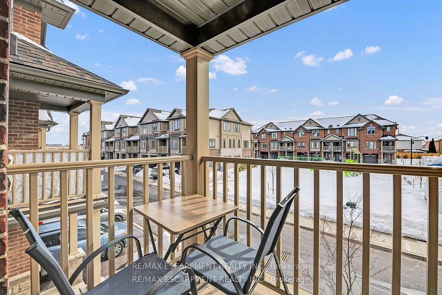 Photo 37 of Unit 8, 19 Picardy Drive, Hamilton, Stoney Creek — HOMEH