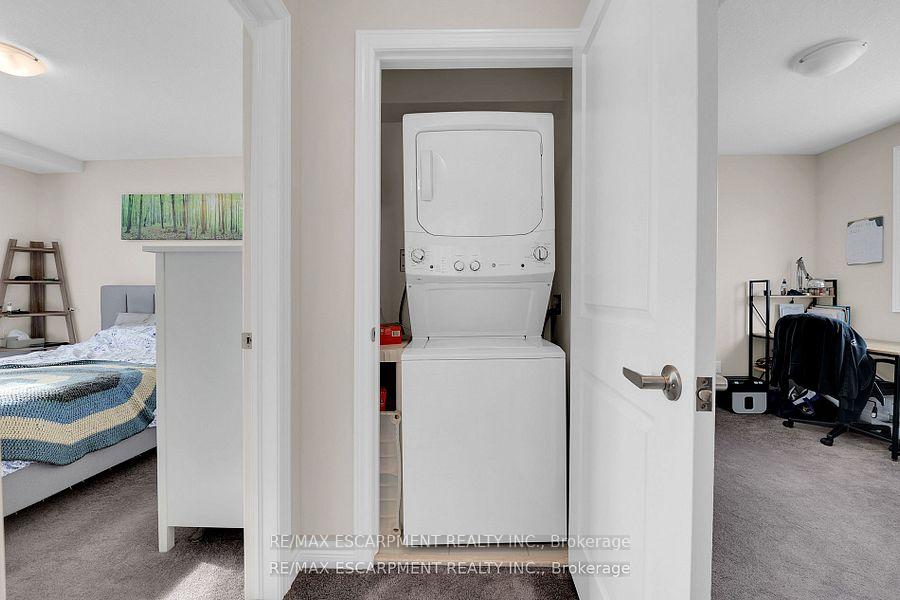 Photo 27 of Unit 8, 19 Picardy Drive, Hamilton, Stoney Creek — HOMEH