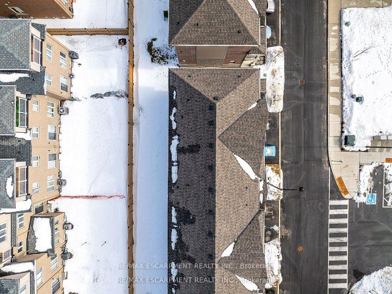 Photo 30 of Unit 8, 19 Picardy Drive, Hamilton, Stoney Creek — HOMEH