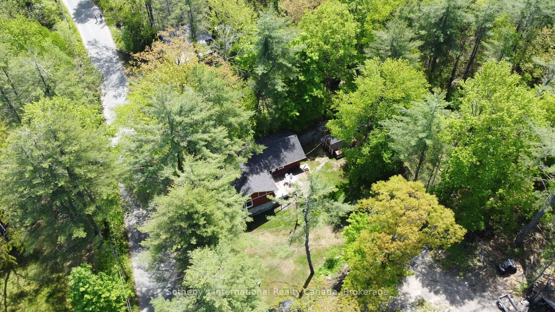 Photo 10 of 1068 Kahshe Lake Rd S, Gravenhurst, Morrison — HOMEH