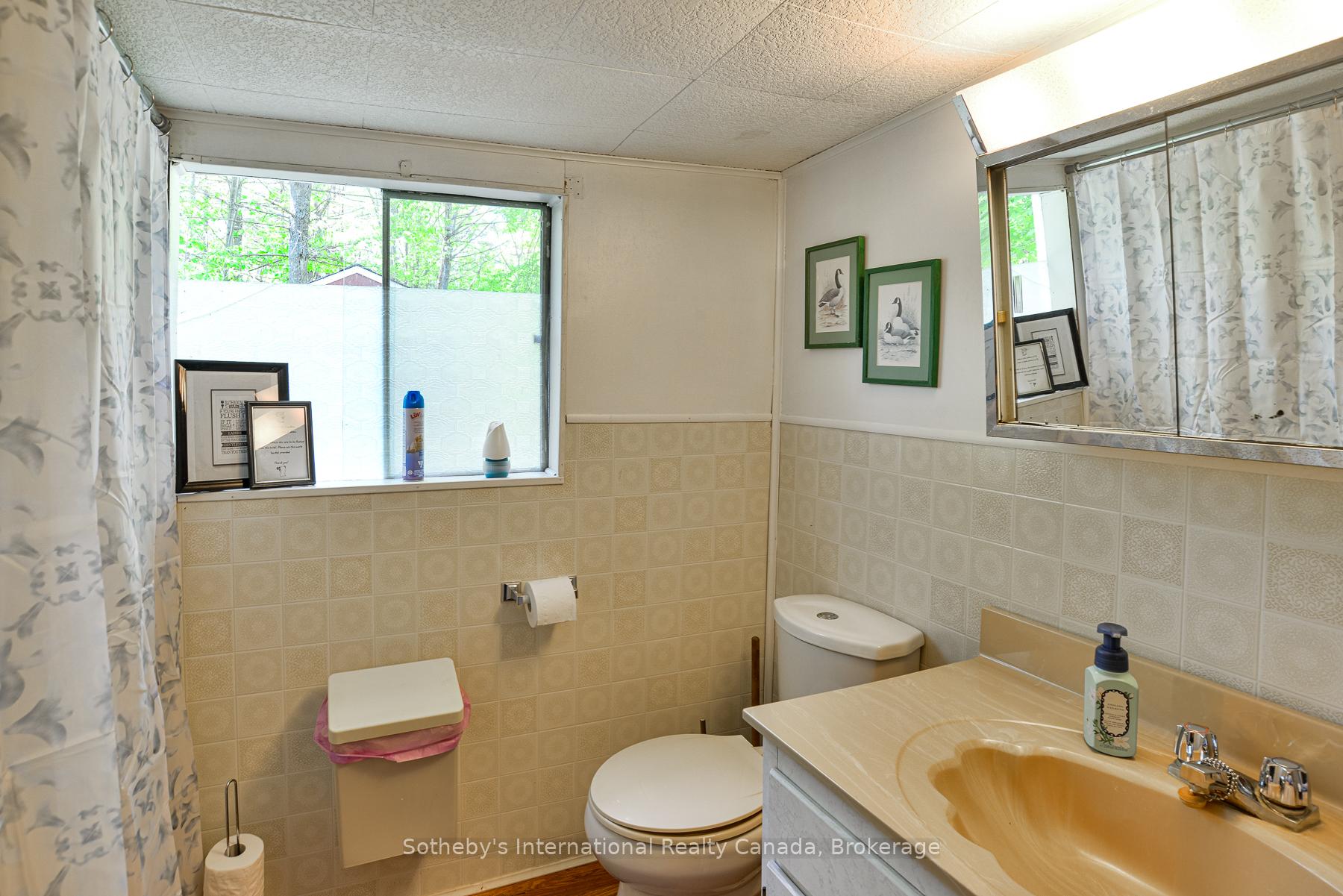 Photo 5 of 1068 Kahshe Lake Rd S, Gravenhurst, Morrison — HOMEH