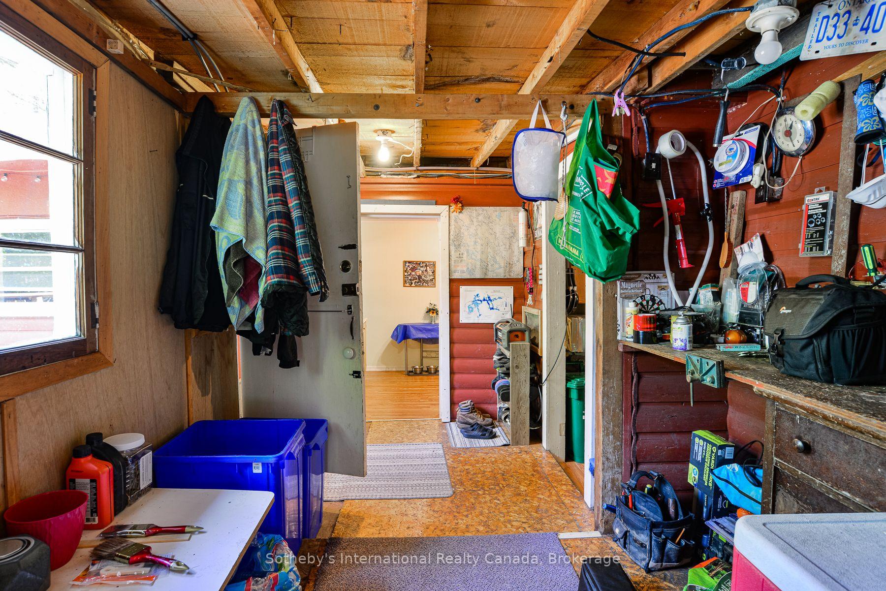 Photo 17 of 1068 Kahshe Lake Rd S, Gravenhurst, Morrison — HOMEH