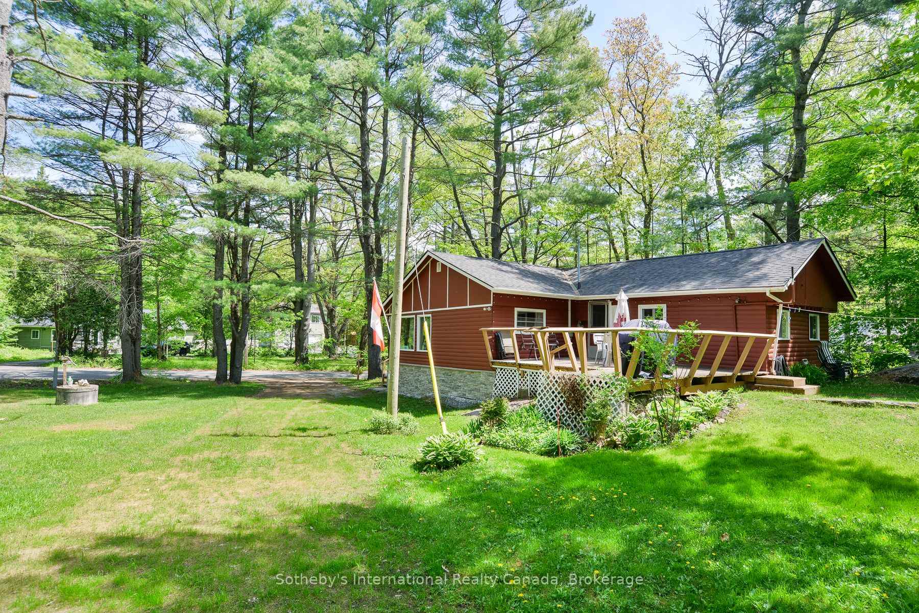 Photo 12 of 1068 Kahshe Lake Rd S, Gravenhurst, Morrison — HOMEH