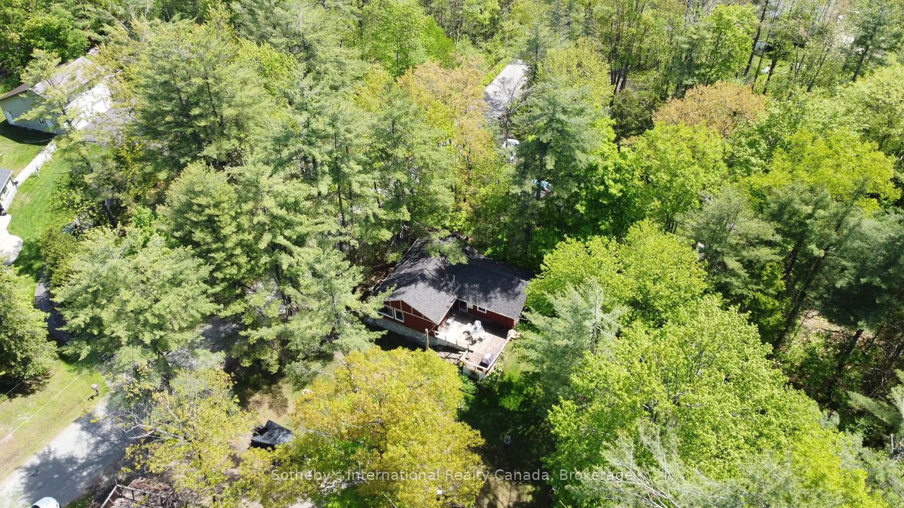 Photo 21 of 1068 Kahshe Lake Rd S, Gravenhurst, Morrison — HOMEH