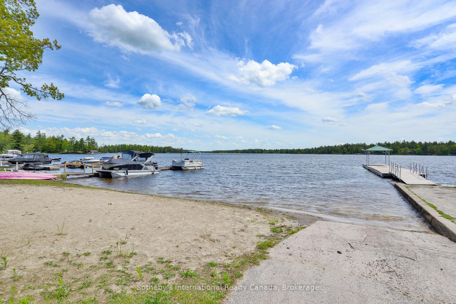 Photo 19 of 1068 Kahshe Lake Rd S, Gravenhurst, Morrison — HOMEH