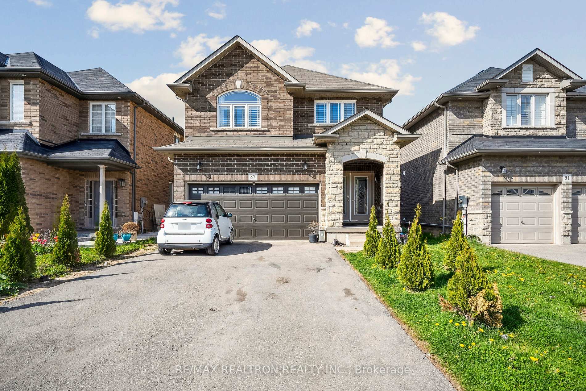 Photo 9 of 87 Whistler Street, Hamilton, Rural Glanbrook — HOMEH