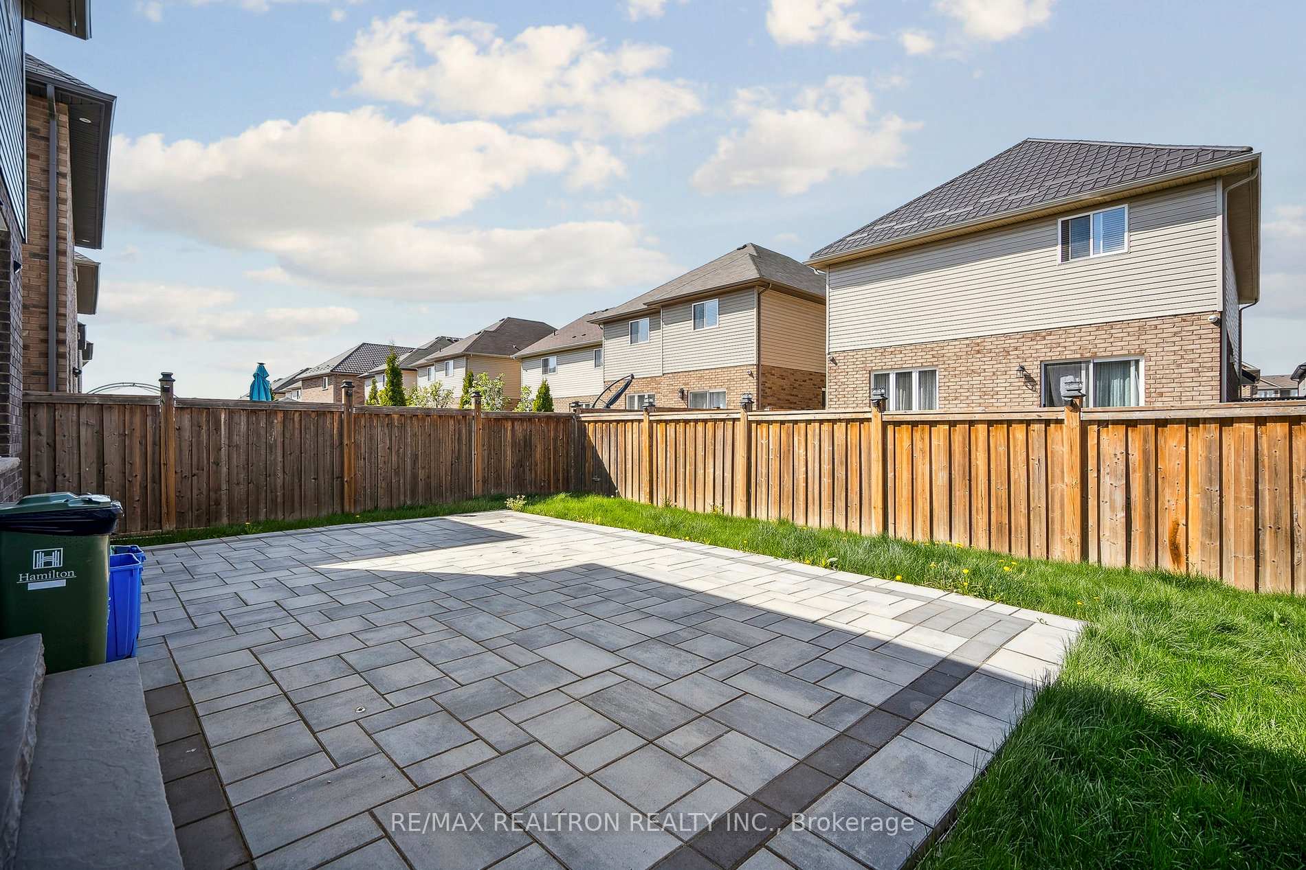 Photo 18 of 87 Whistler Street, Hamilton, Rural Glanbrook — HOMEH