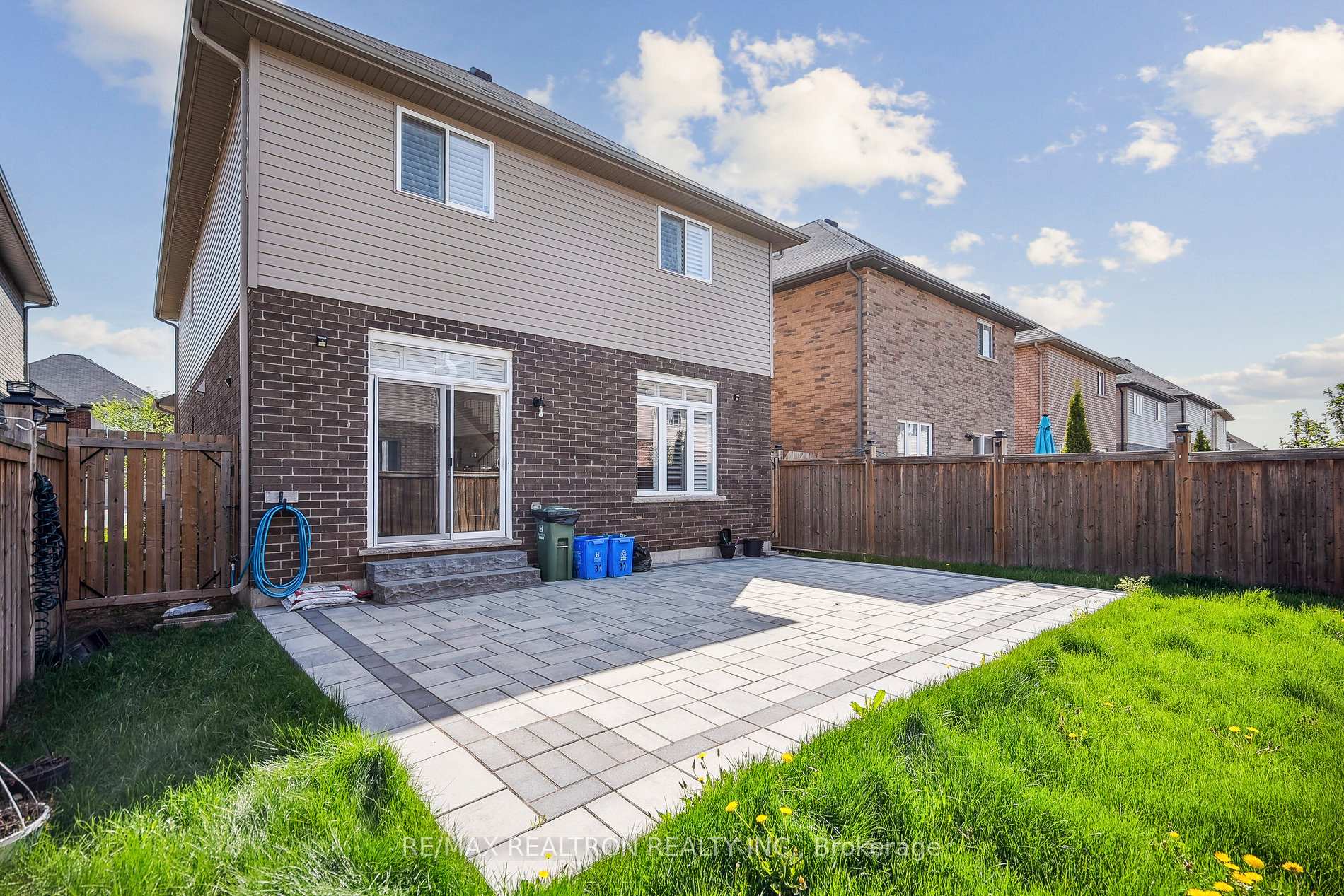 Photo 22 of 87 Whistler Street, Hamilton, Rural Glanbrook — HOMEH
