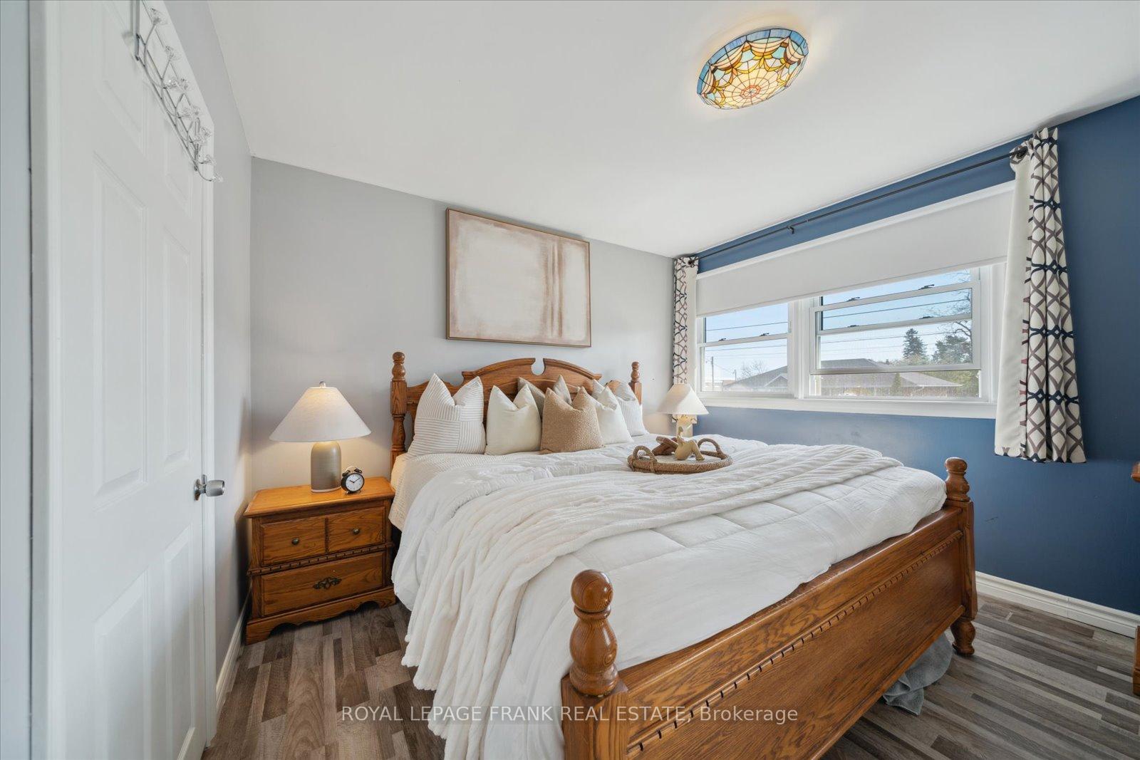 Photo 14 of 109 Ontario Street, Clarington, Bowmanville — HOMEH