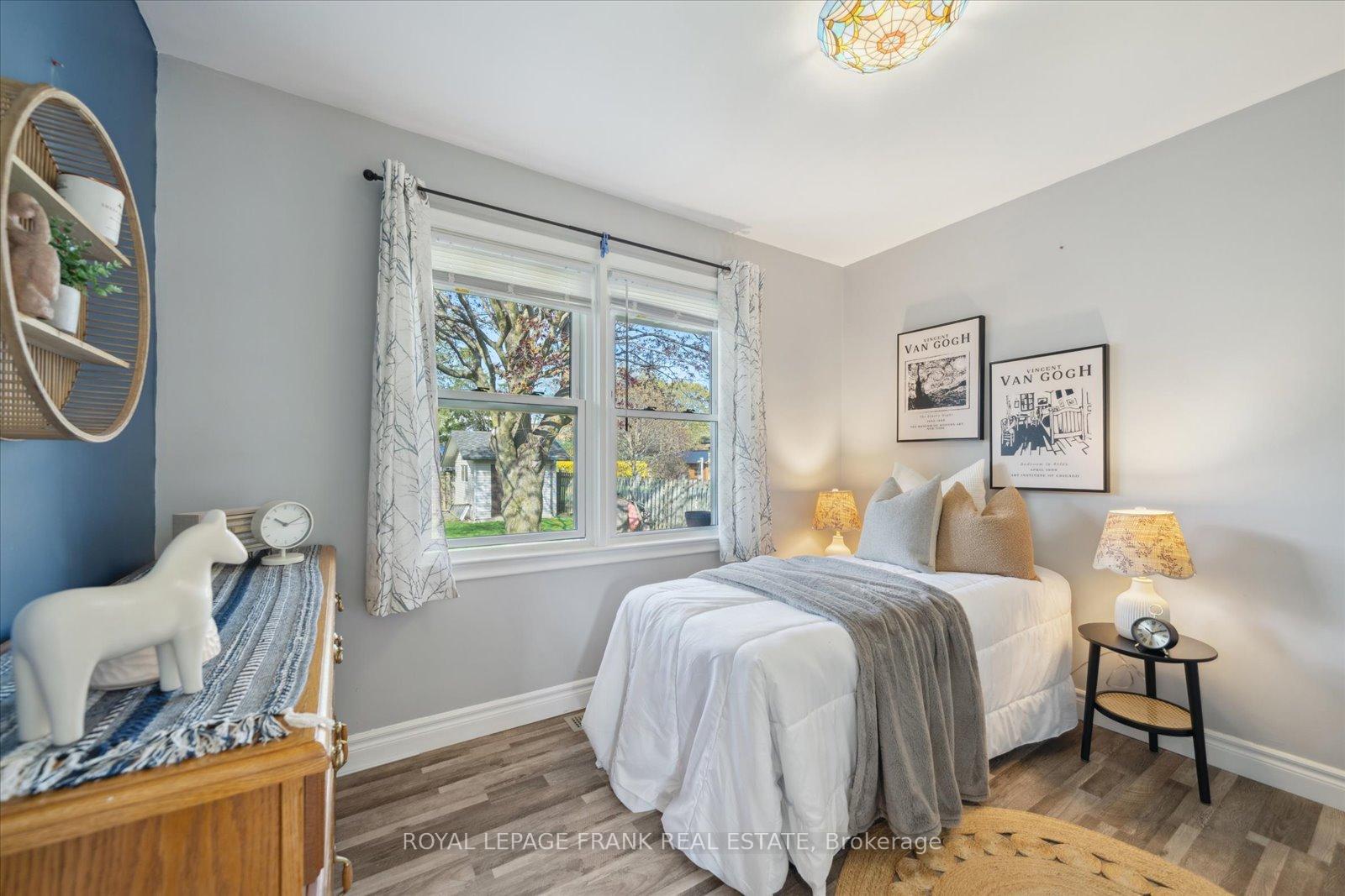 Photo 16 of 109 Ontario Street, Clarington, Bowmanville — HOMEH