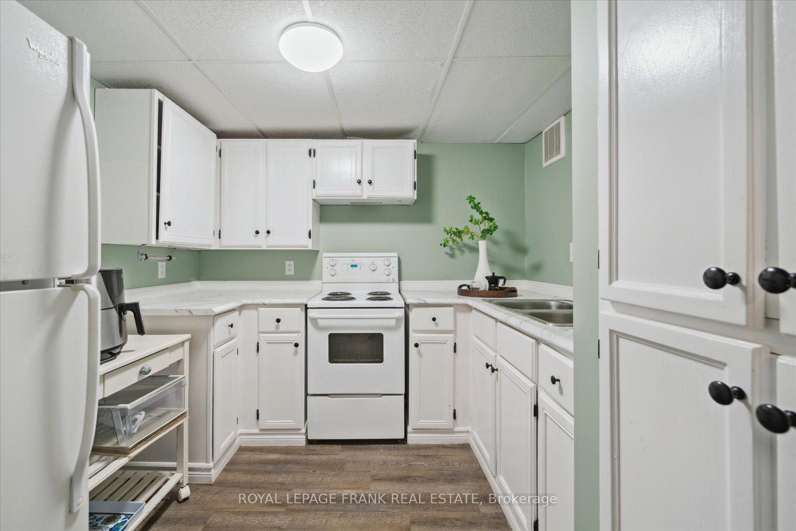 Photo 27 of 109 Ontario Street, Clarington, Bowmanville — HOMEH