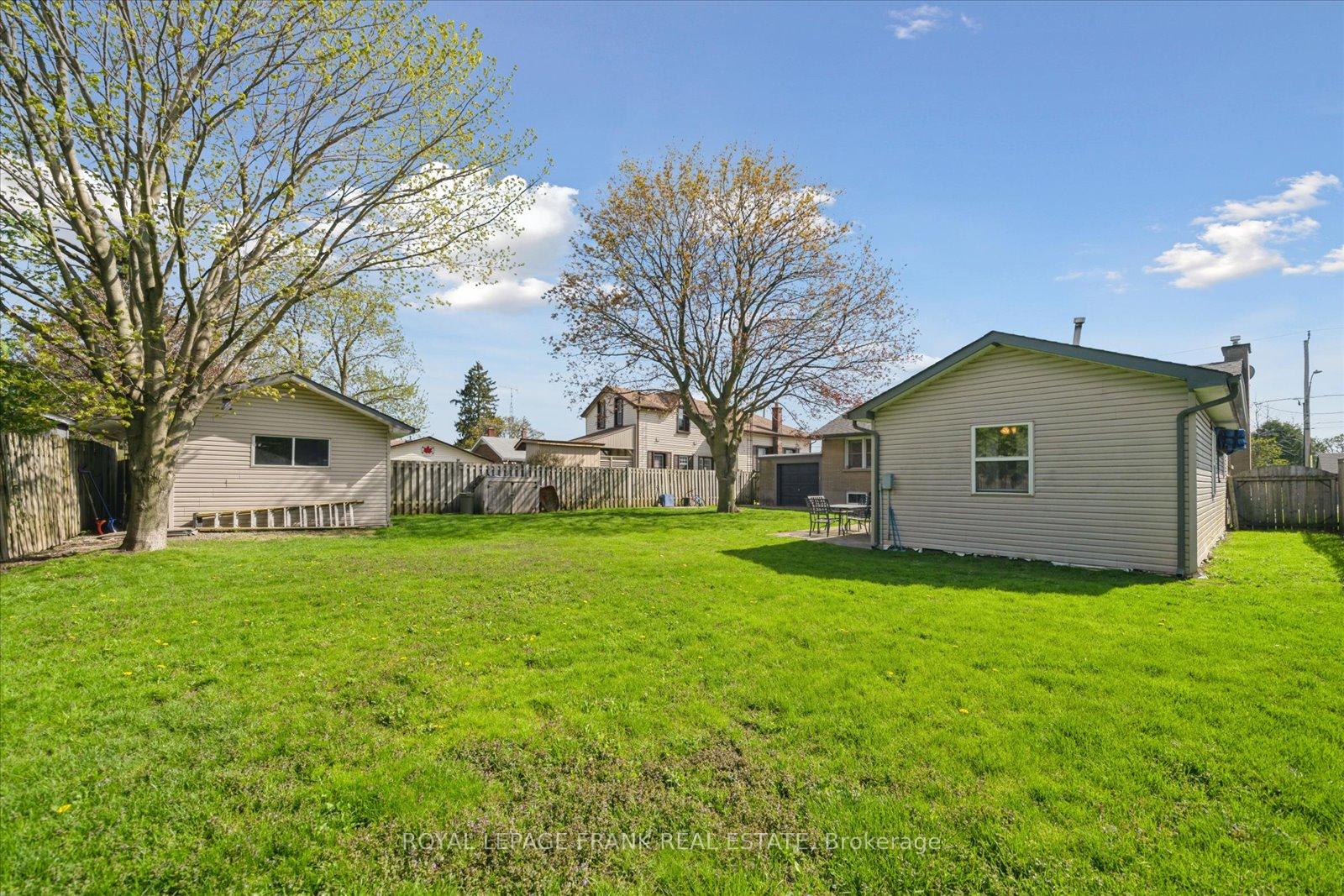 Photo 34 of 109 Ontario Street, Clarington, Bowmanville — HOMEH