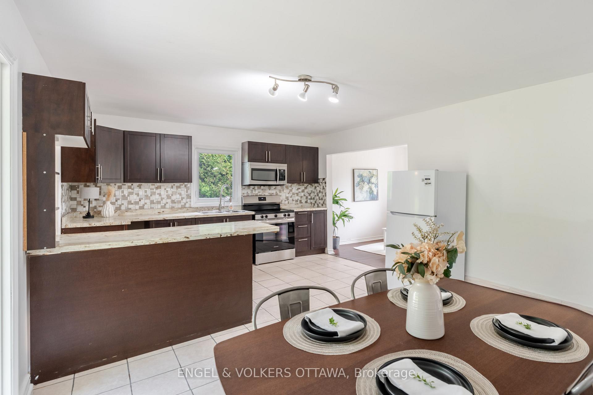 Photo 13 of 7321 Snake Island Road, Ottawa, Osgoode Twp North of Reg Rd 6 — HOMEH