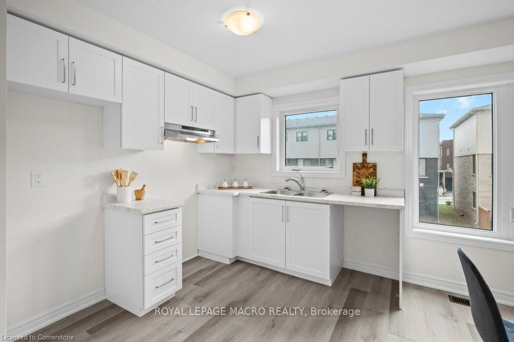 Photo 5 of 11B Bingham Road, Hamilton, McQuesten — HOMEH