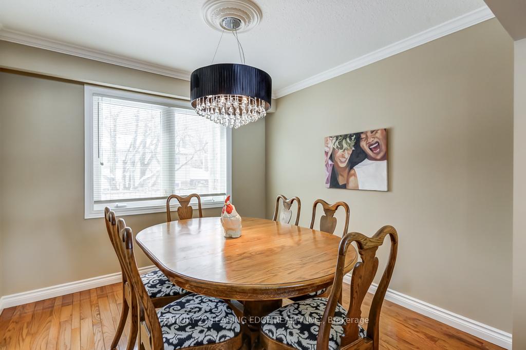 Photo 11 of 36 Walkerton Drive, Markham, Bullock — HOMEH