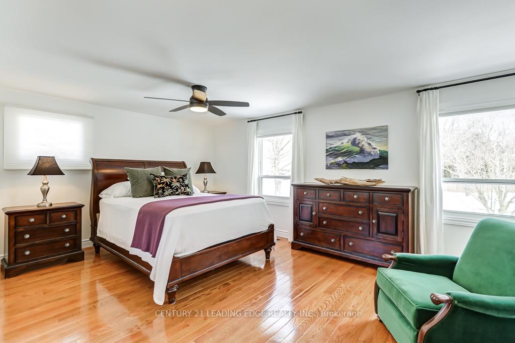 Photo 34 of 36 Walkerton Drive, Markham, Bullock — HOMEH