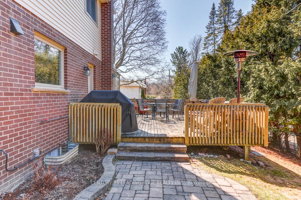 Photo 29 of 36 Walkerton Drive, Markham, Bullock — HOMEH
