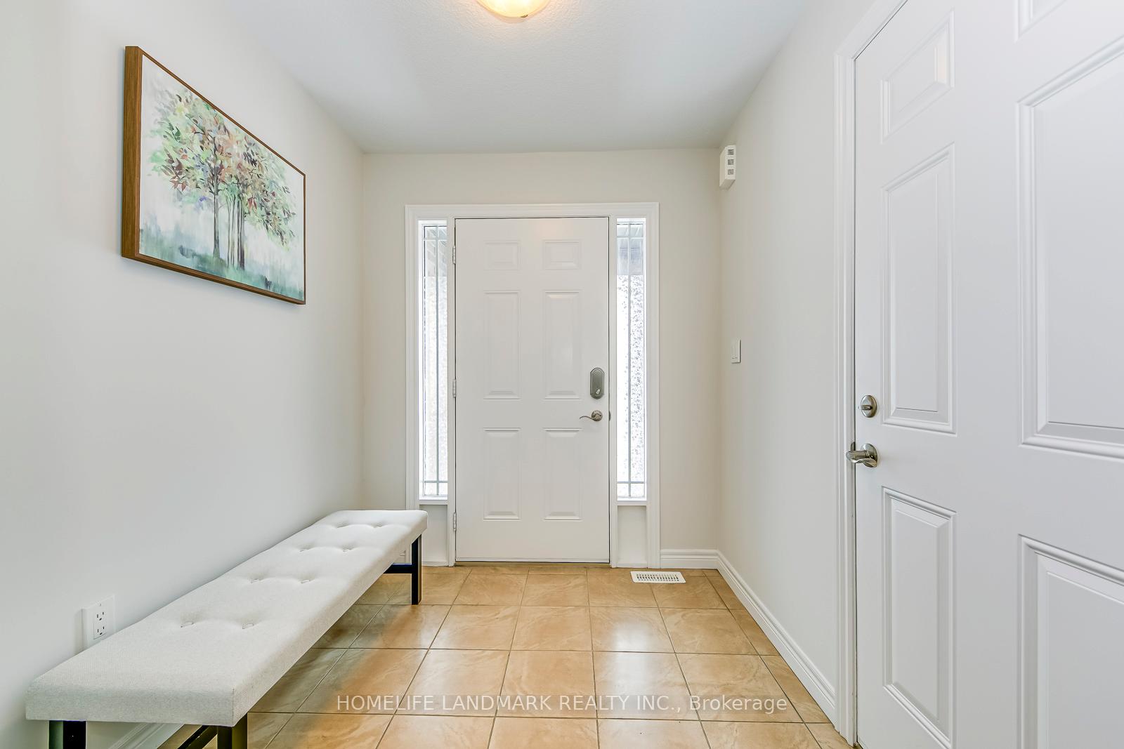 Photo 9 of 206 Bellagio Avenue, Hamilton, Hannon — HOMEH