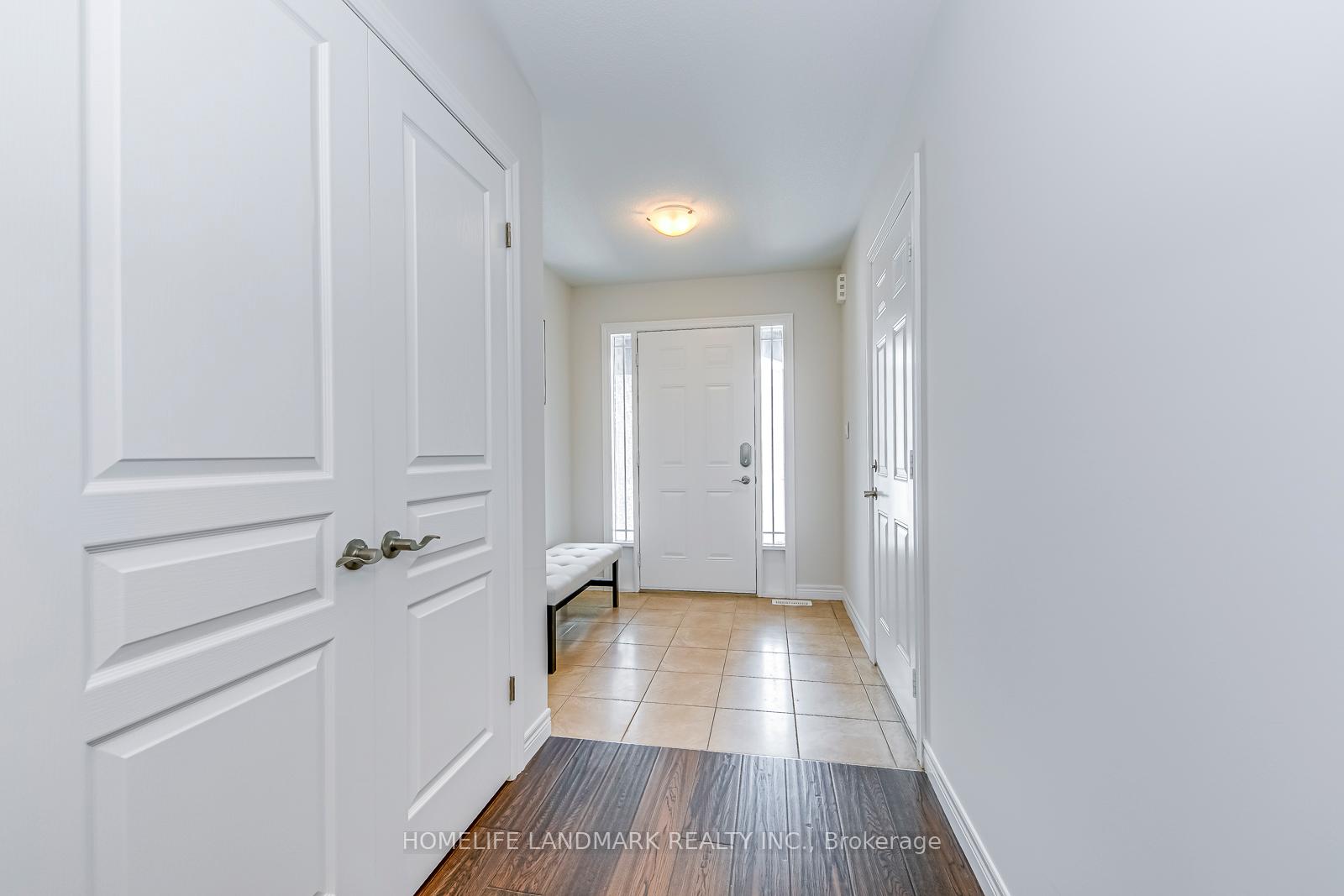 Photo 13 of 206 Bellagio Avenue, Hamilton, Hannon — HOMEH