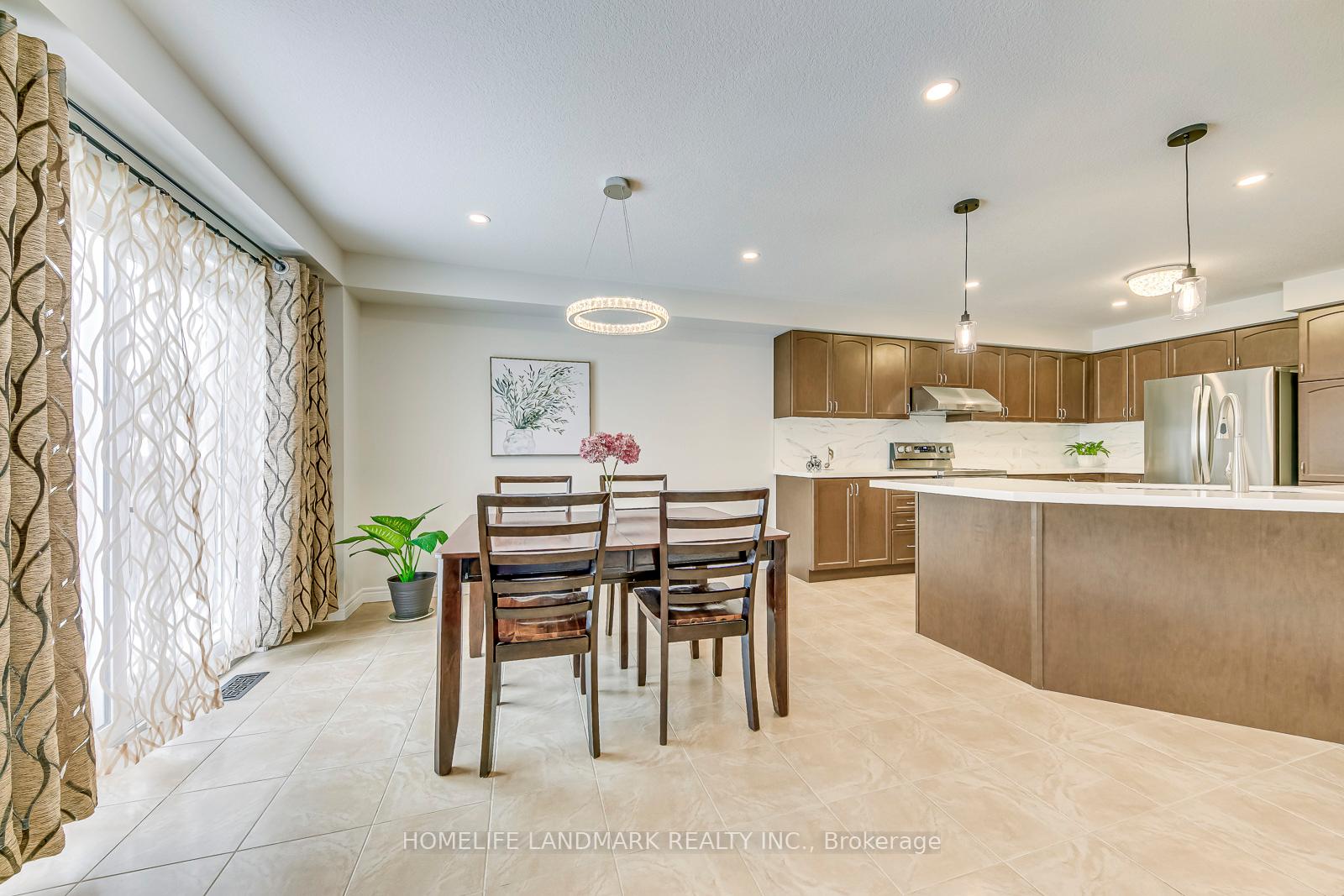 Photo 21 of 206 Bellagio Avenue, Hamilton, Hannon — HOMEH