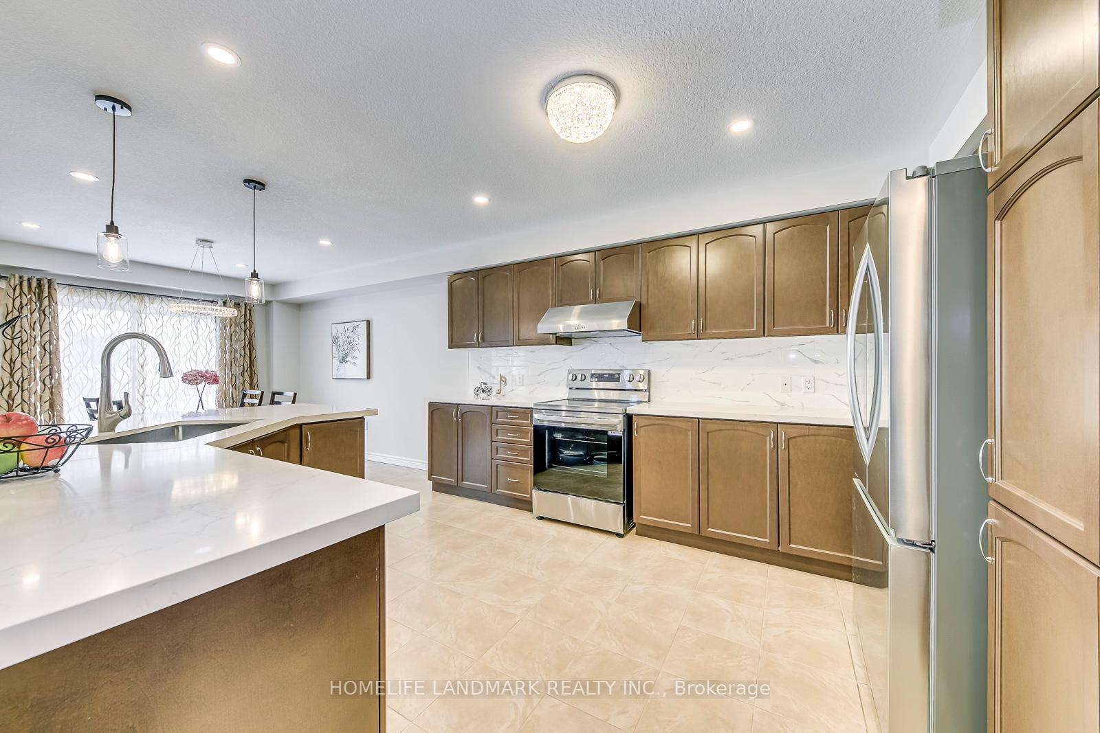 Photo 18 of 206 Bellagio Avenue, Hamilton, Hannon — HOMEH