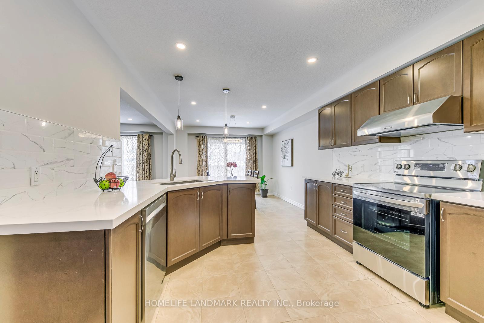 Photo 30 of 206 Bellagio Avenue, Hamilton, Hannon — HOMEH