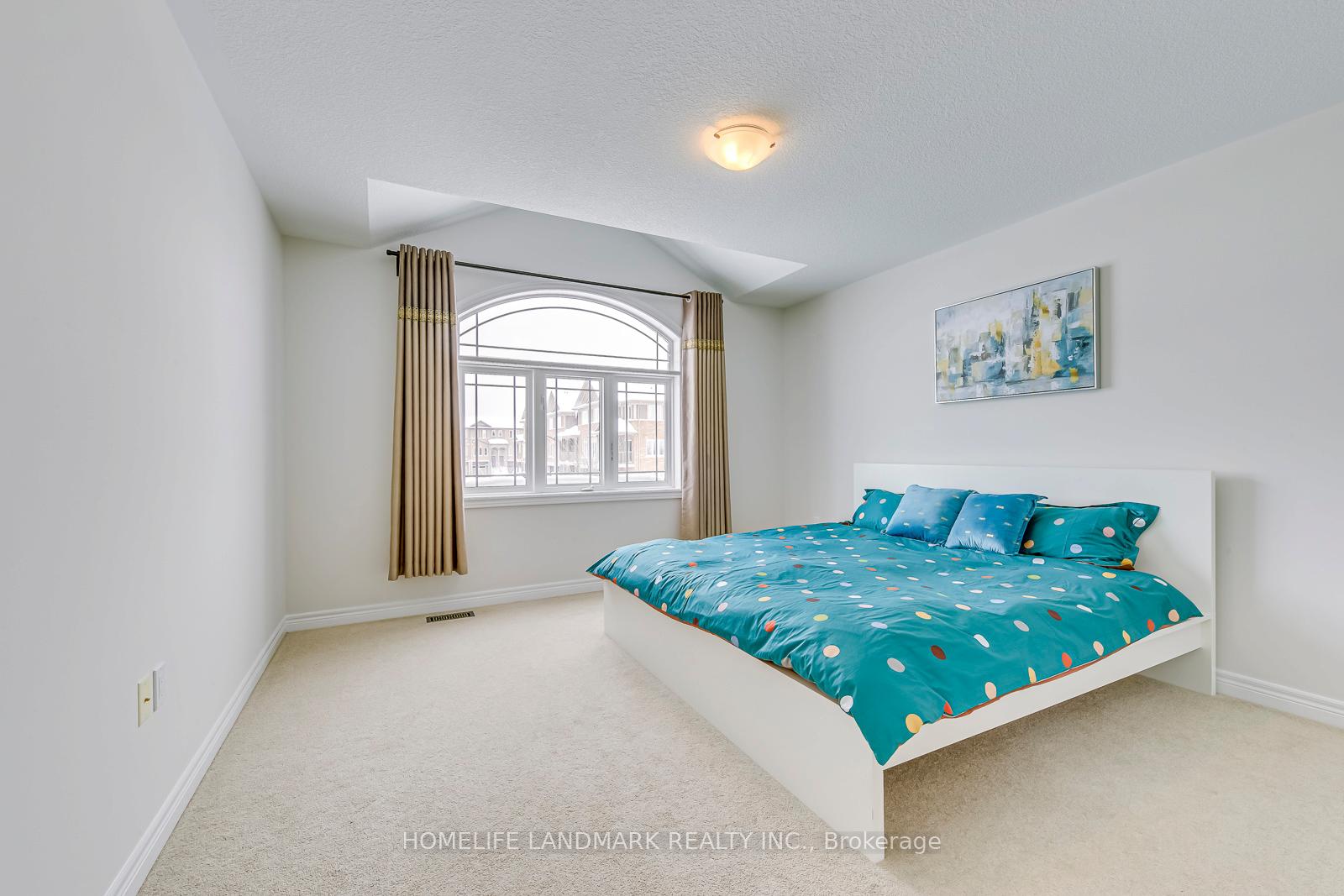 Photo 26 of 206 Bellagio Avenue, Hamilton, Hannon — HOMEH