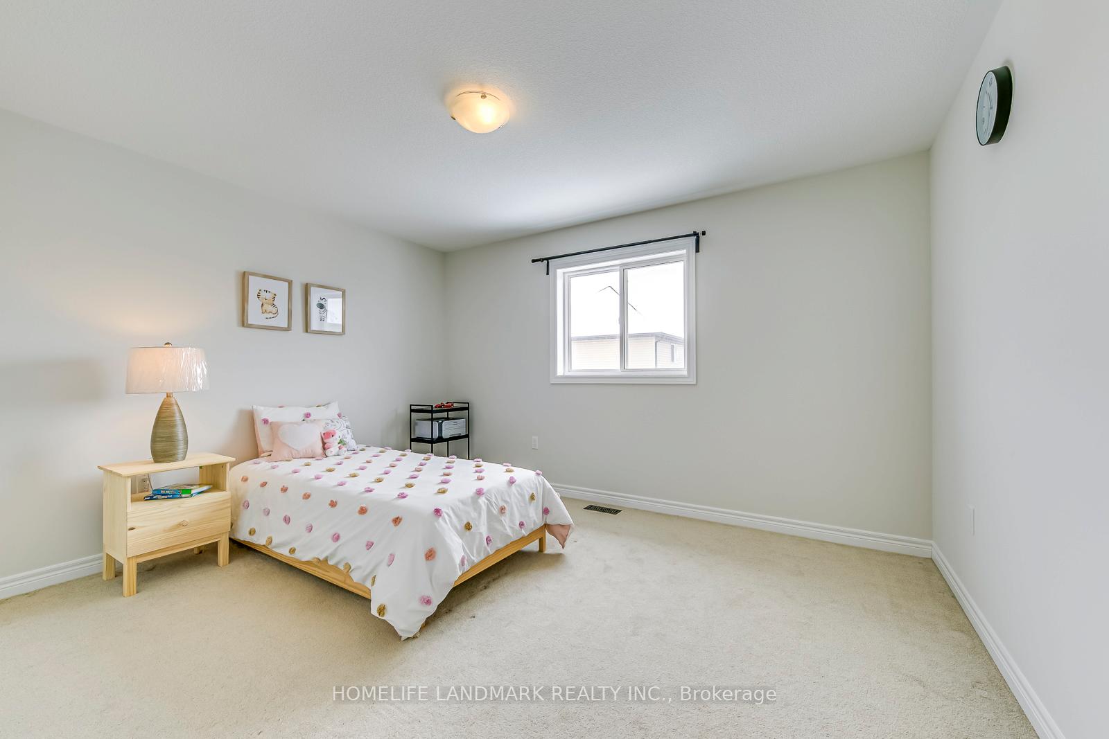 Photo 24 of 206 Bellagio Avenue, Hamilton, Hannon — HOMEH