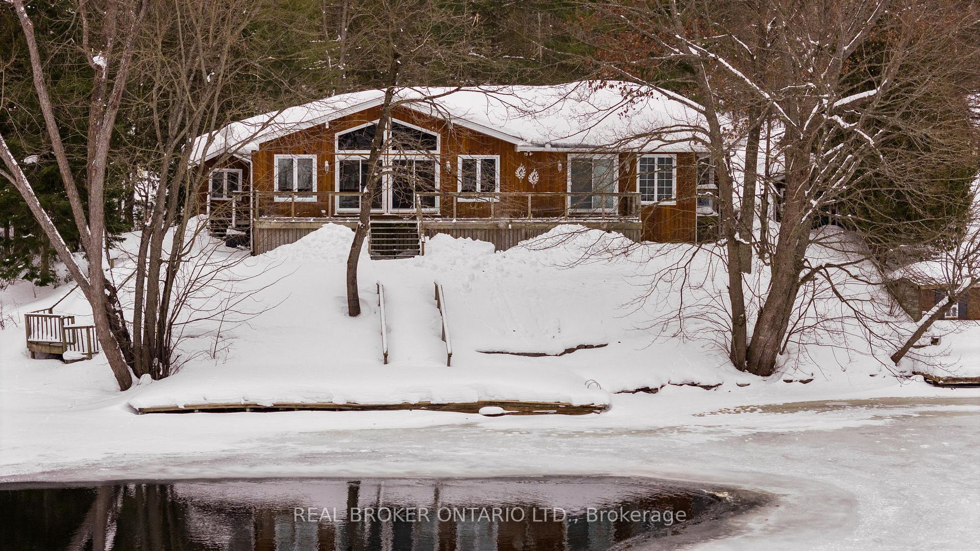 Photo 1 of 1093 Laidlaw Avenue, Gravenhurst, Morrison — HOMEH