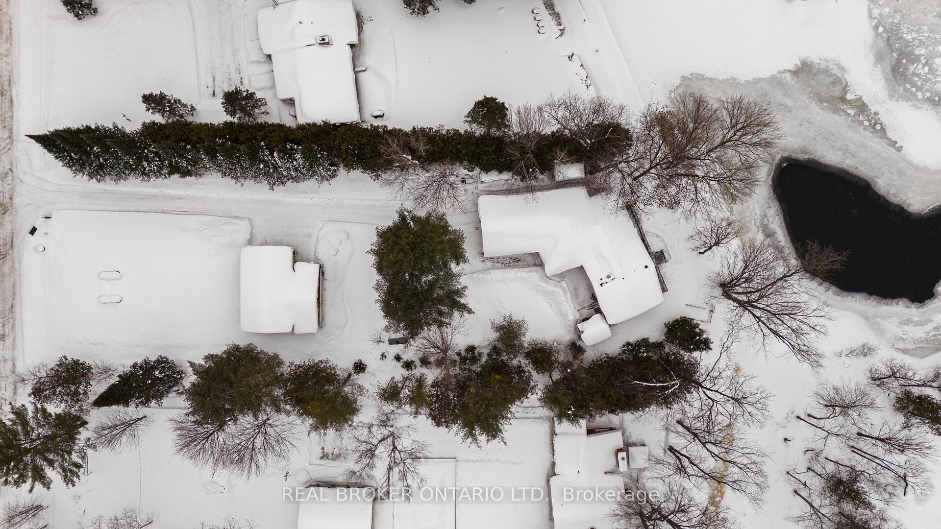 Photo 2 of 1093 Laidlaw Avenue, Gravenhurst, Morrison — HOMEH