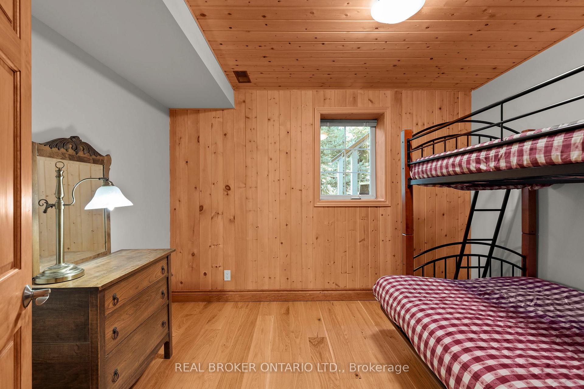 Photo 27 of 1093 Laidlaw Avenue, Gravenhurst, Morrison — HOMEH