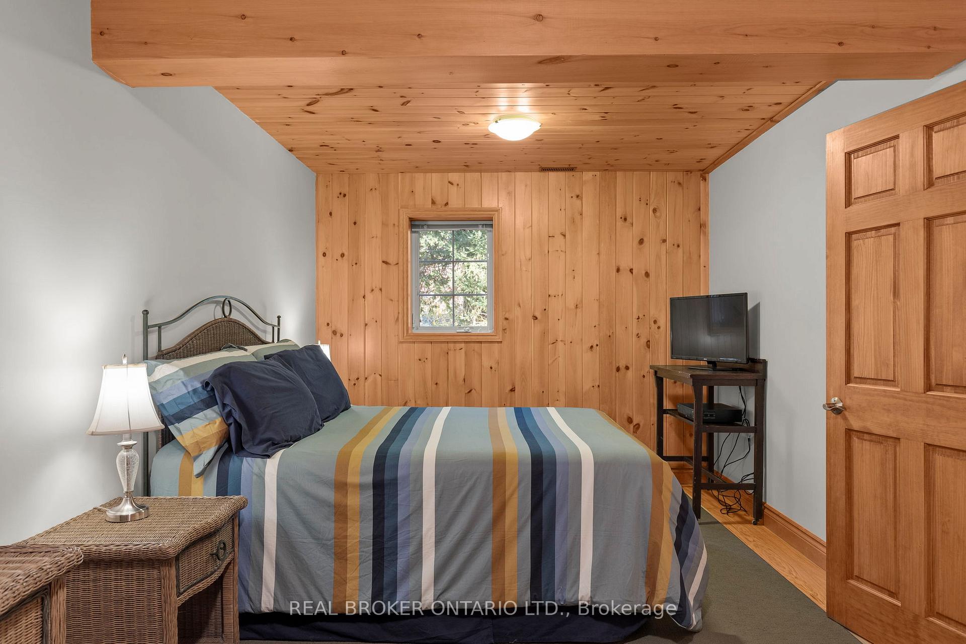 Photo 28 of 1093 Laidlaw Avenue, Gravenhurst, Morrison — HOMEH