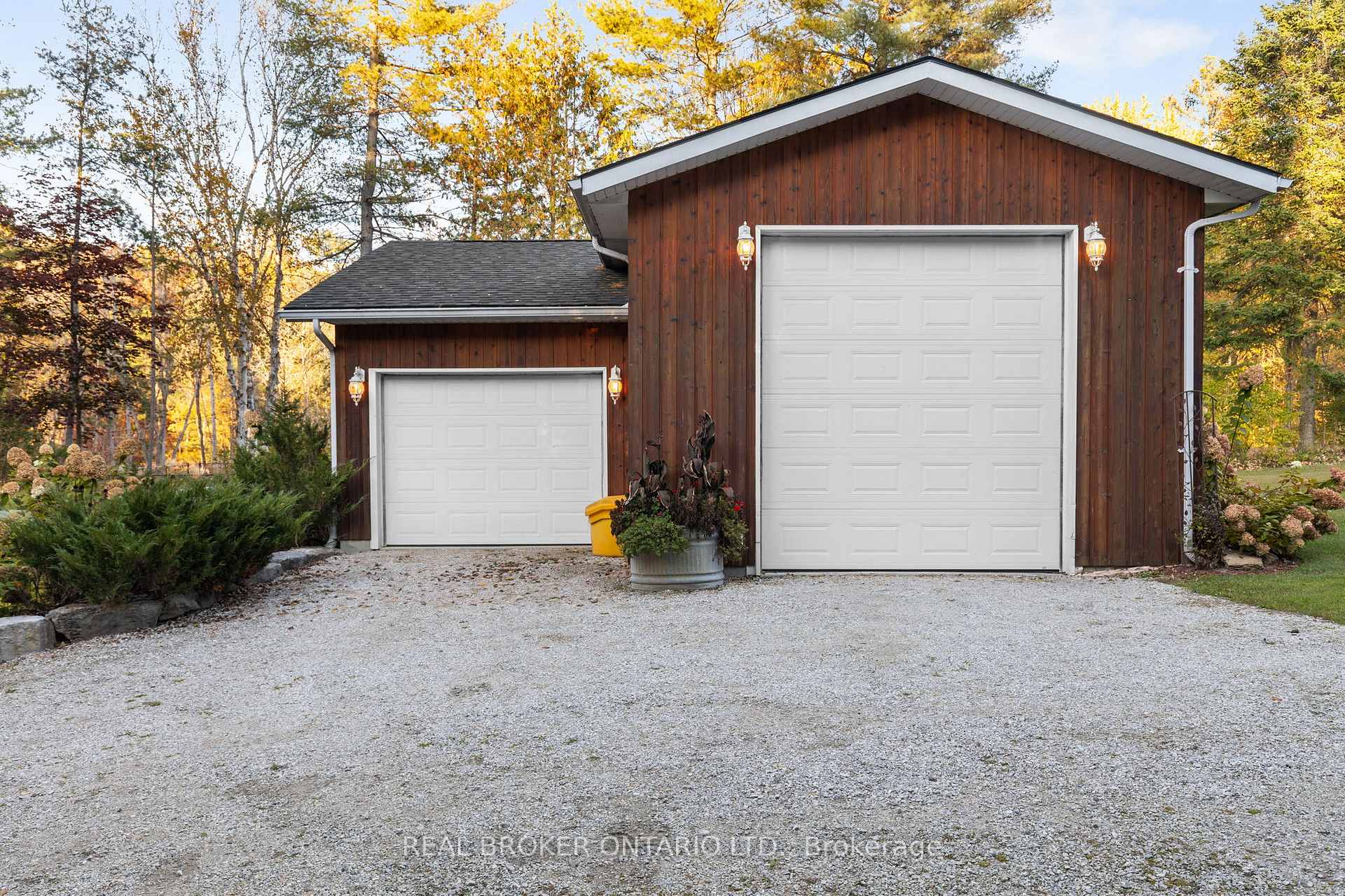 Photo 34 of 1093 Laidlaw Avenue, Gravenhurst, Morrison — HOMEH