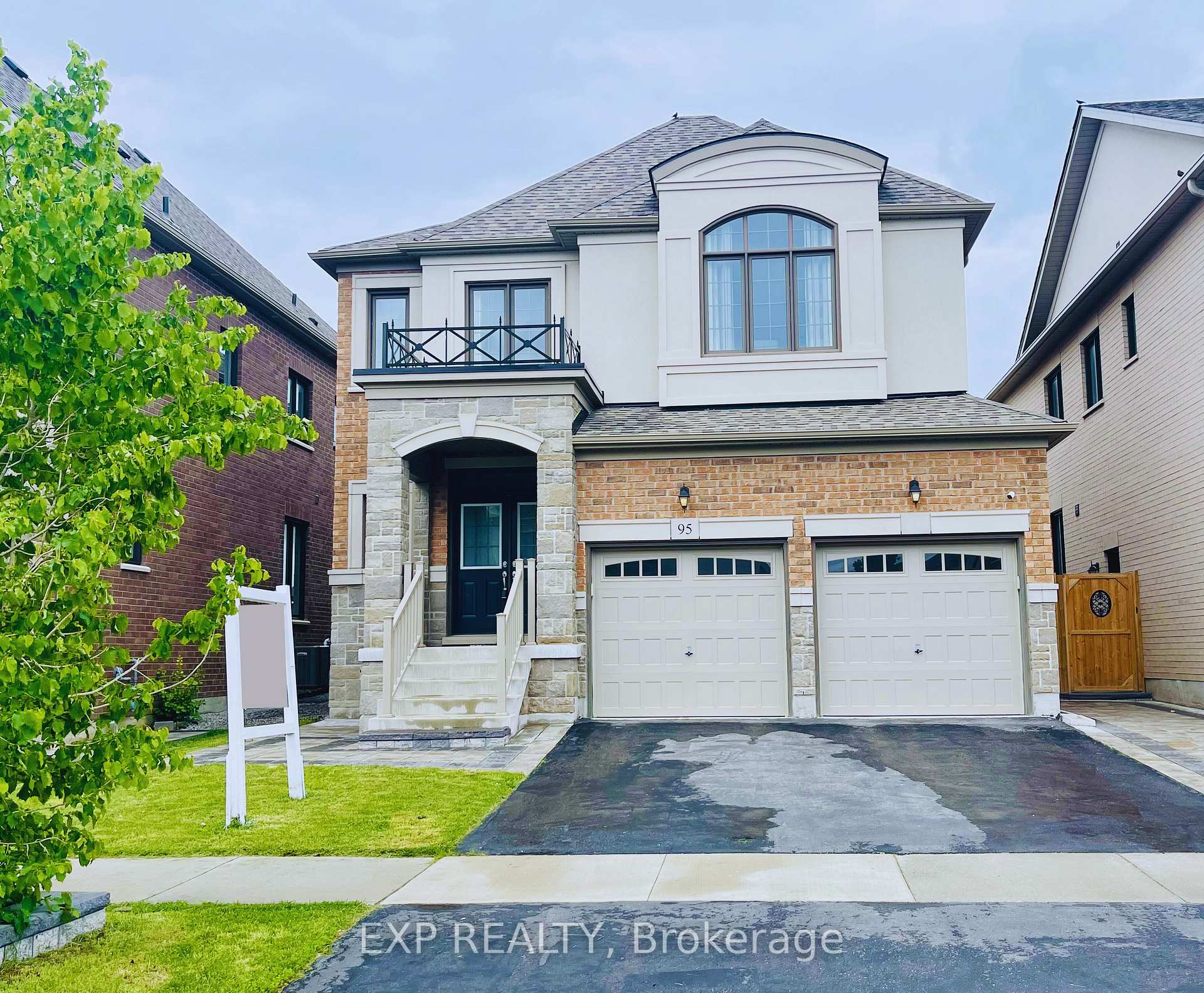 Photo 1 of 95 Maskell Crescent, Whitby, Rural Whitby — HOMEH