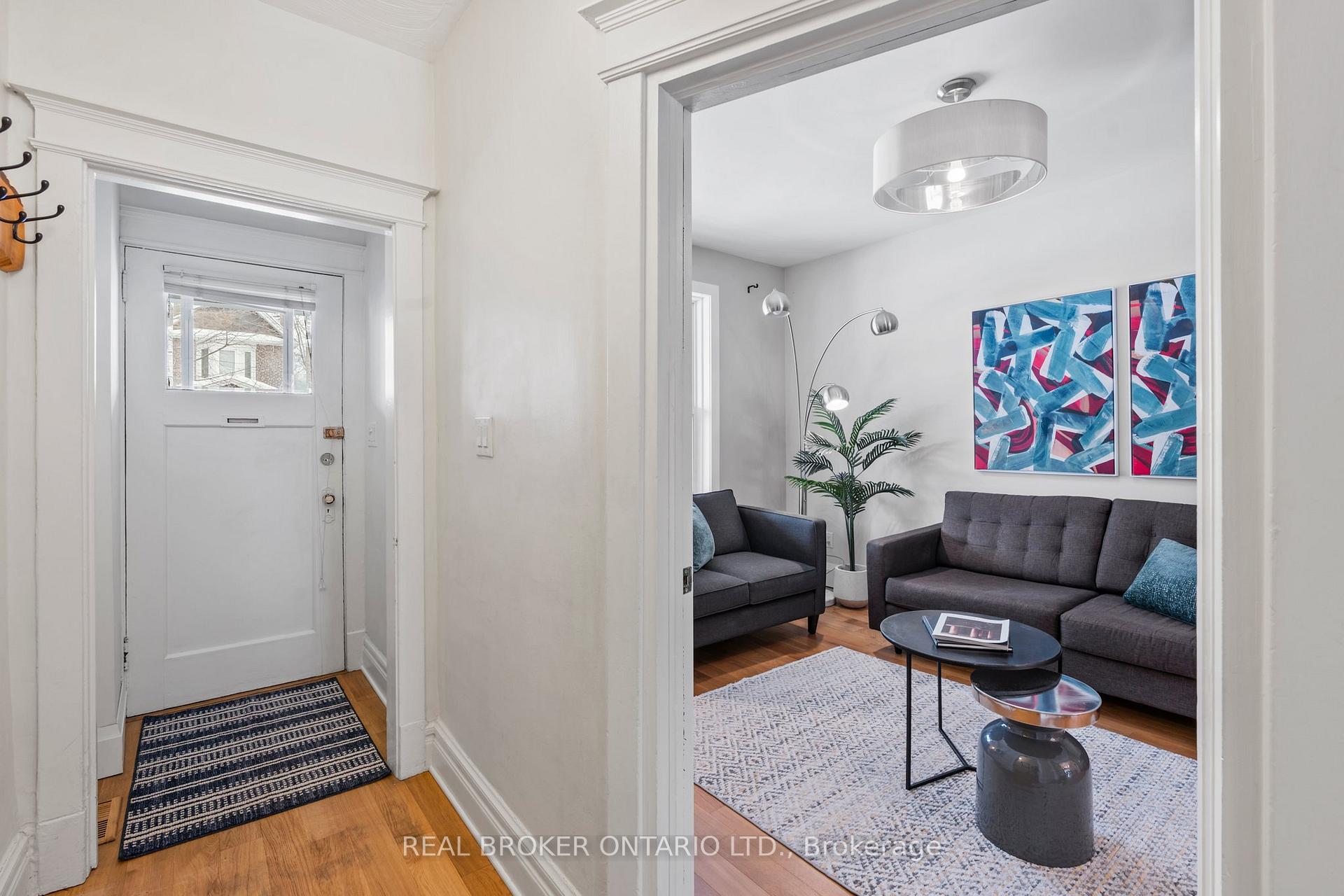 Photo 17 of 32 Monarch Park Avenue, Toronto, Greenwood-Coxwell — HOMEH