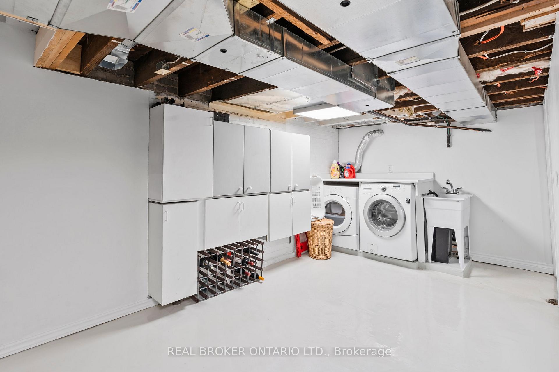 Photo 16 of 32 Monarch Park Avenue, Toronto, Greenwood-Coxwell — HOMEH