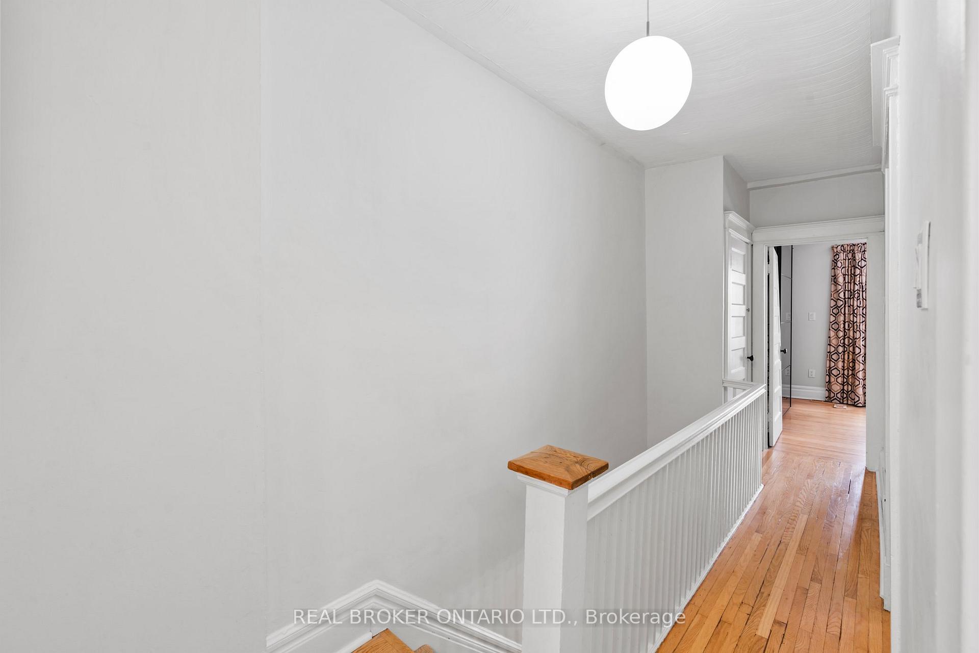 Photo 22 of 32 Monarch Park Avenue, Toronto, Greenwood-Coxwell — HOMEH