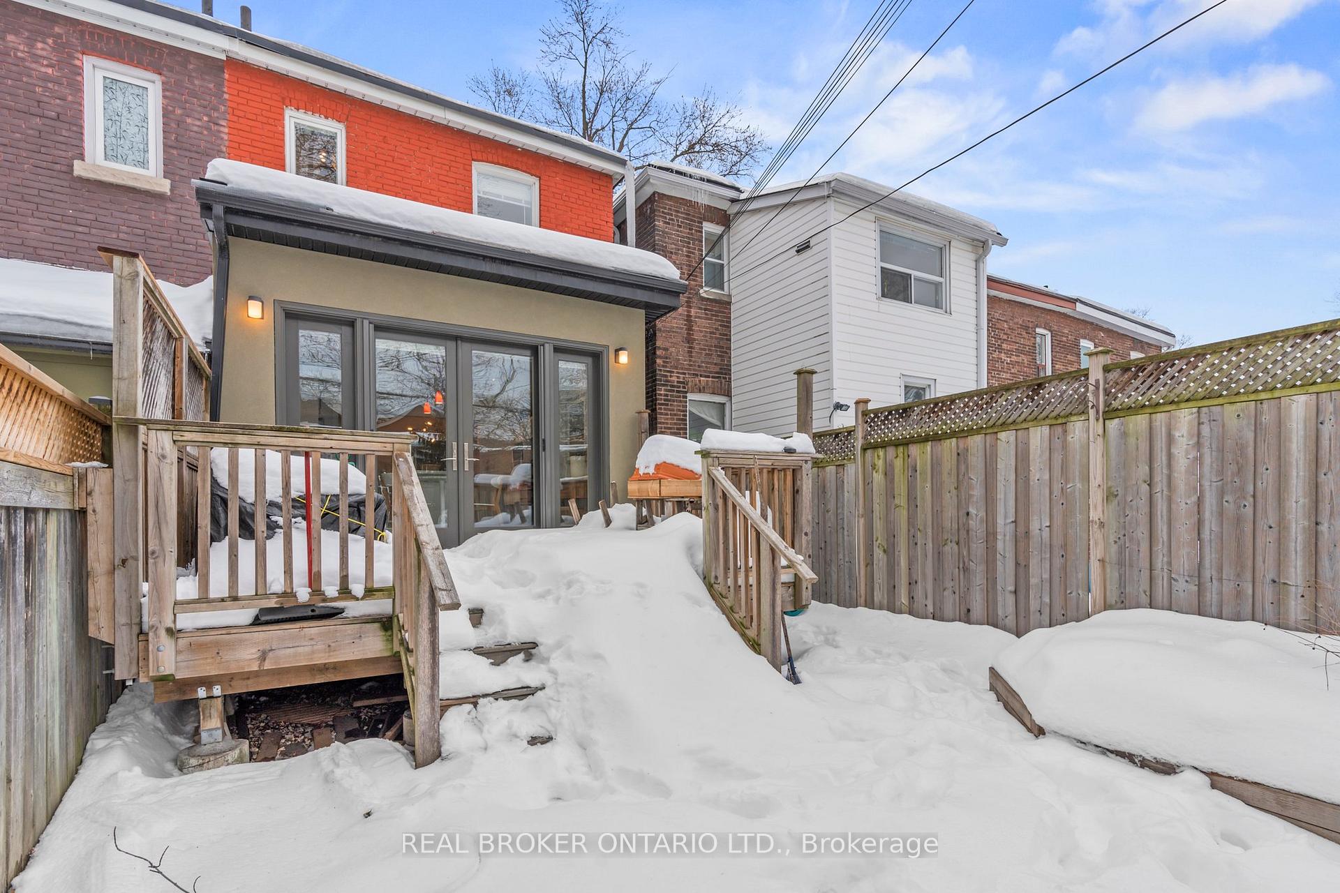 Photo 23 of 32 Monarch Park Avenue, Toronto, Greenwood-Coxwell — HOMEH