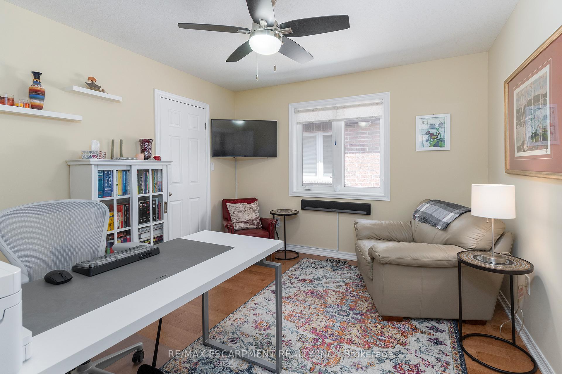 Photo 7 of 537 Valridge Drive, Hamilton, Parkview — HOMEH