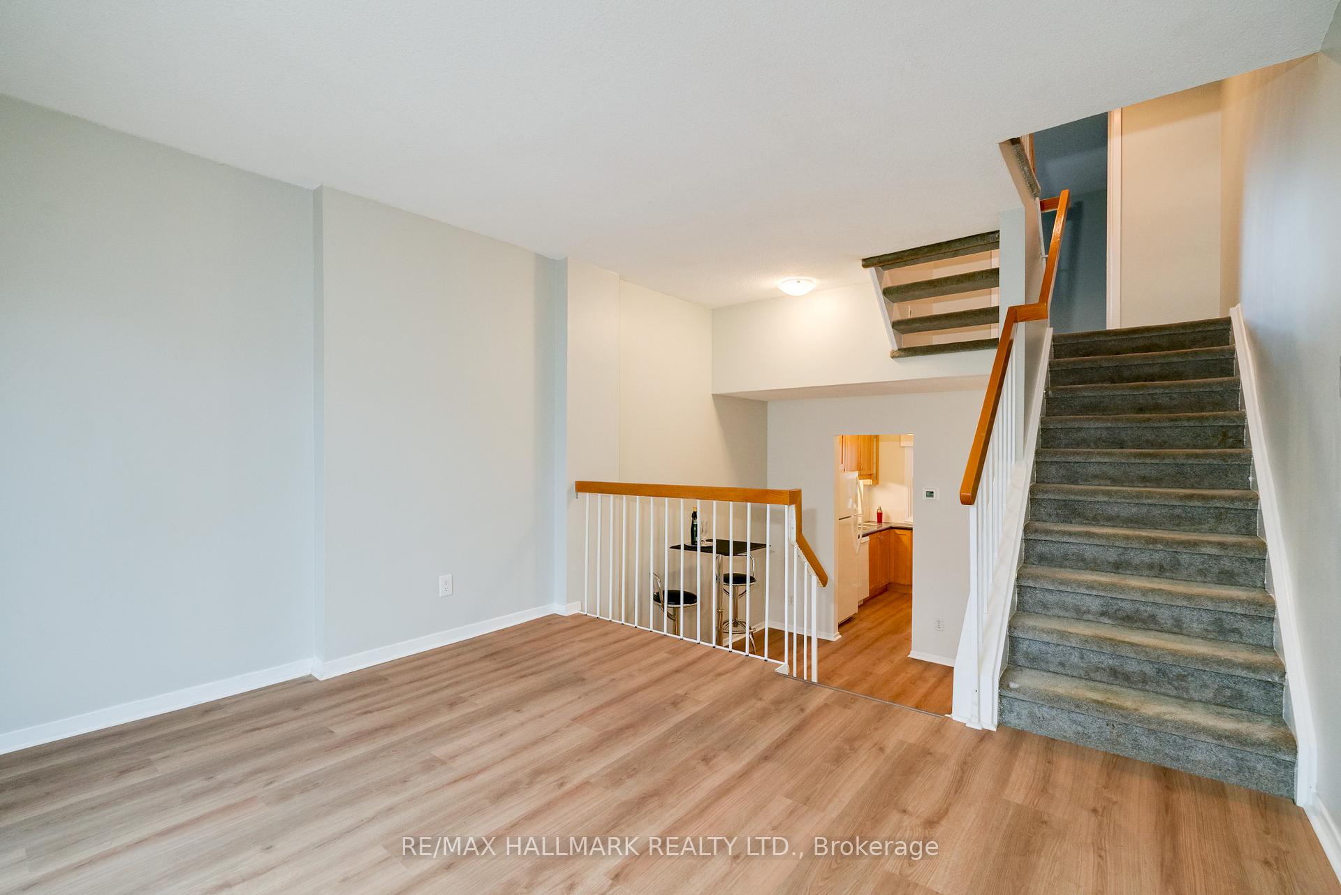 Photo 12 of 108 Torbrick Road, Toronto, Greenwood-Coxwell — HOMEH