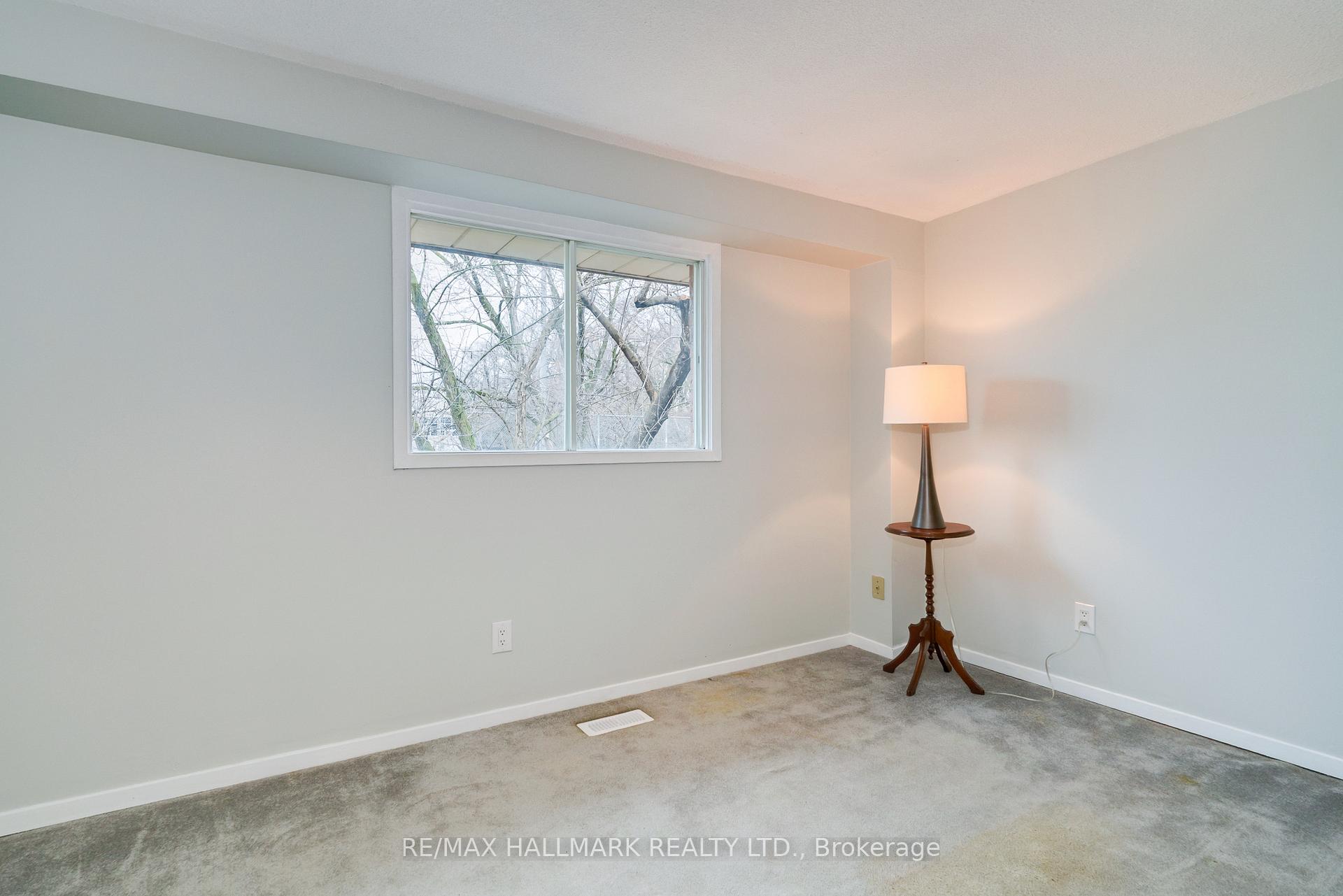 Photo 15 of 108 Torbrick Road, Toronto, Greenwood-Coxwell — HOMEH