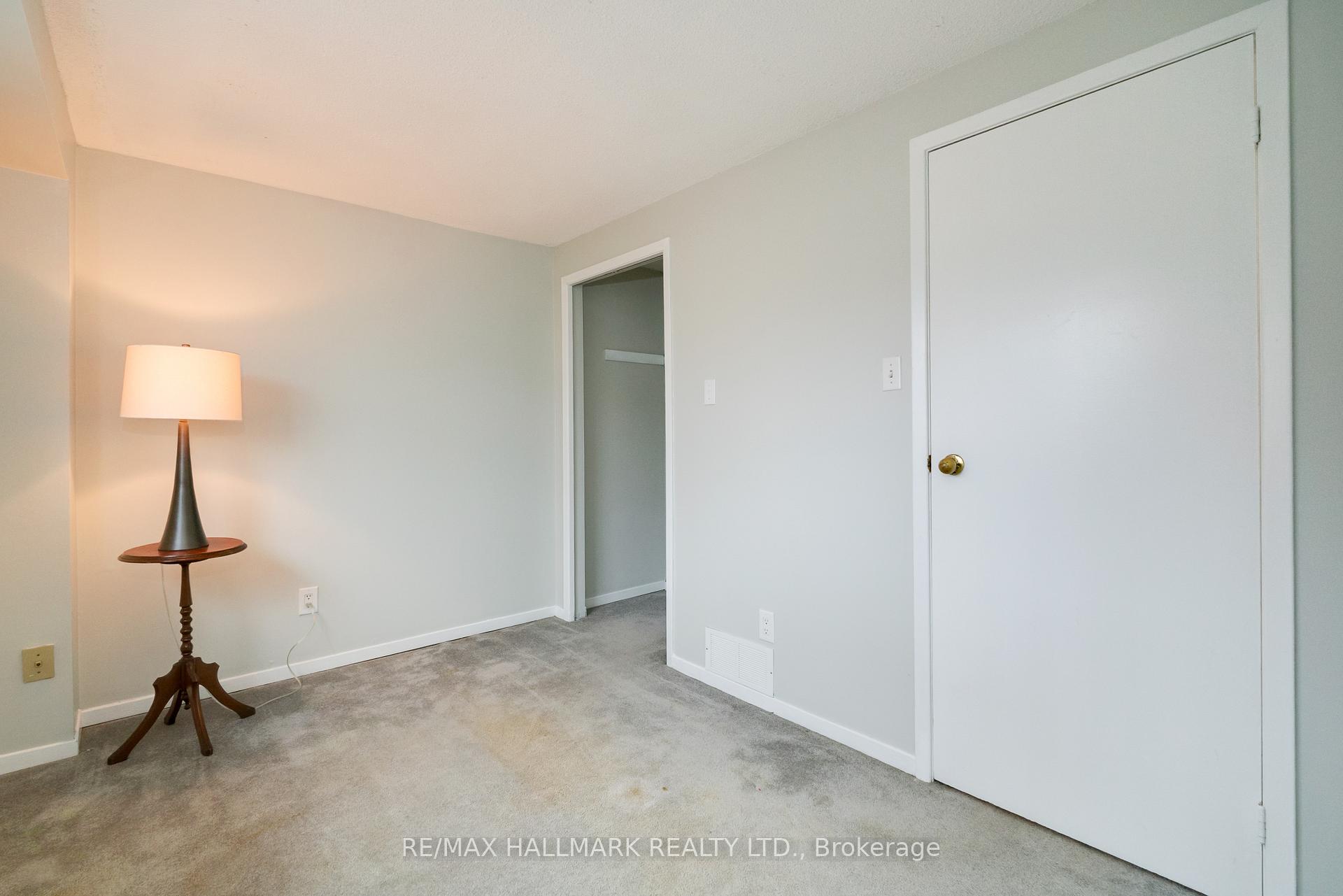 Photo 23 of 108 Torbrick Road, Toronto, Greenwood-Coxwell — HOMEH