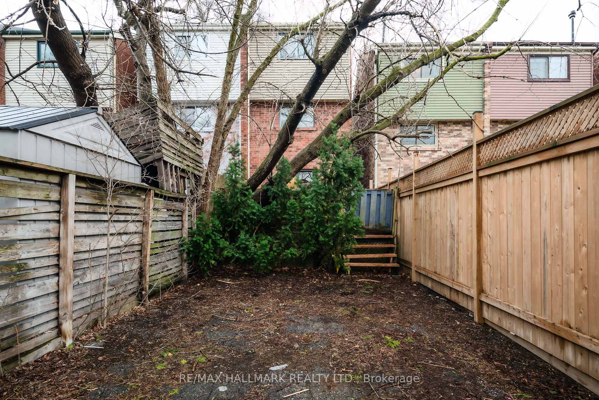 Photo 31 of 108 Torbrick Road, Toronto, Greenwood-Coxwell — HOMEH