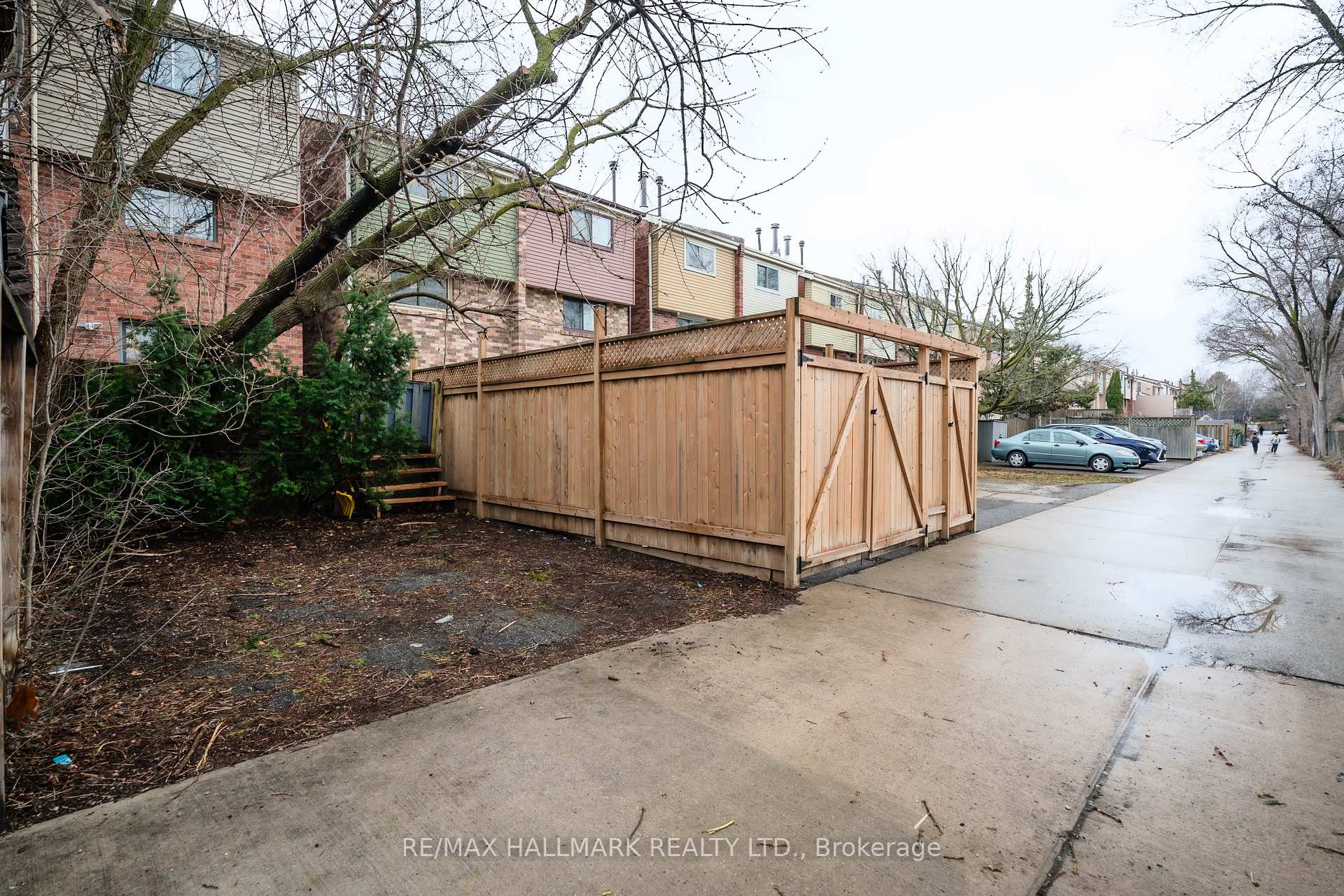 Photo 29 of 108 Torbrick Road, Toronto, Greenwood-Coxwell — HOMEH