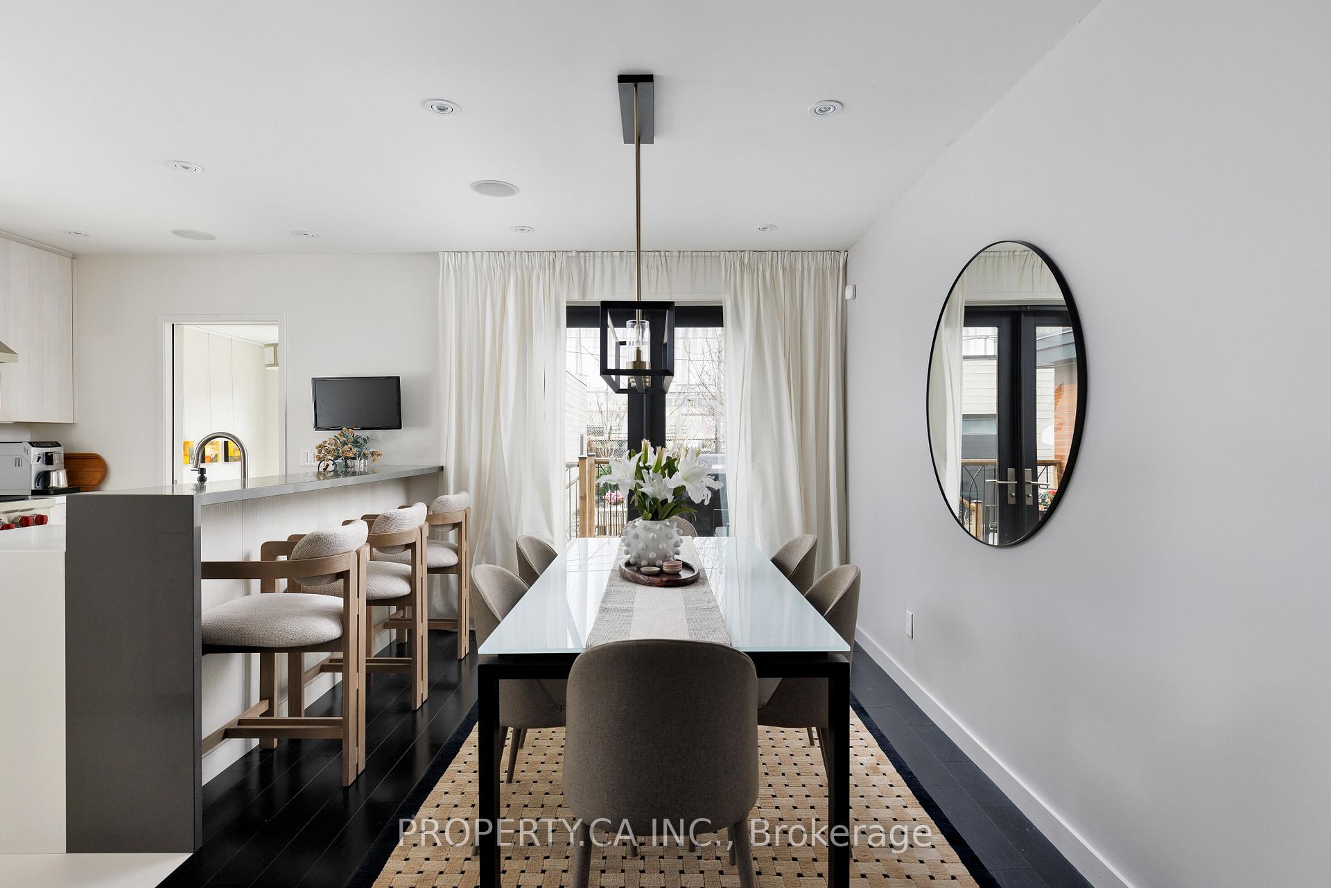 Photo 7 of 18 Belle Ayre Boulevard, Toronto, Mount Pleasant East — HOMEH