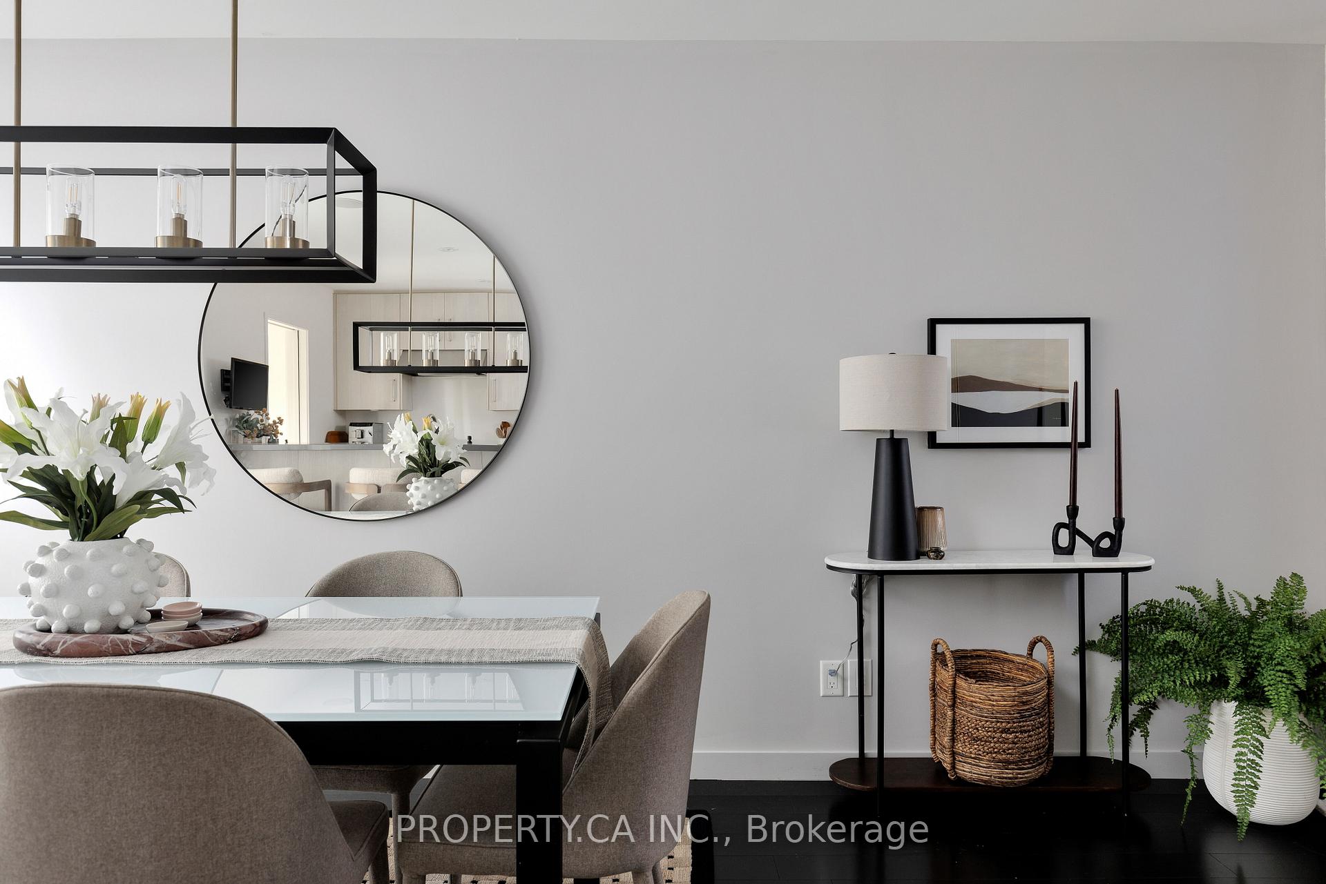 Photo 5 of 18 Belle Ayre Boulevard, Toronto, Mount Pleasant East — HOMEH