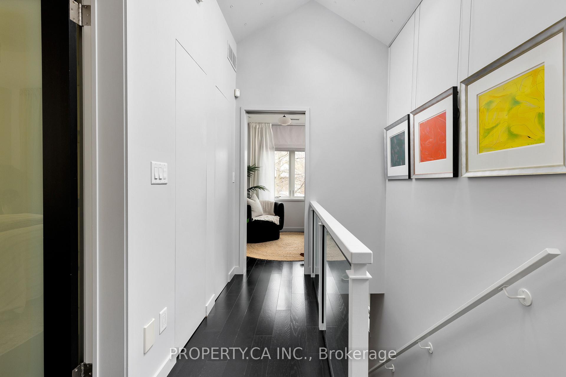 Photo 10 of 18 Belle Ayre Boulevard, Toronto, Mount Pleasant East — HOMEH