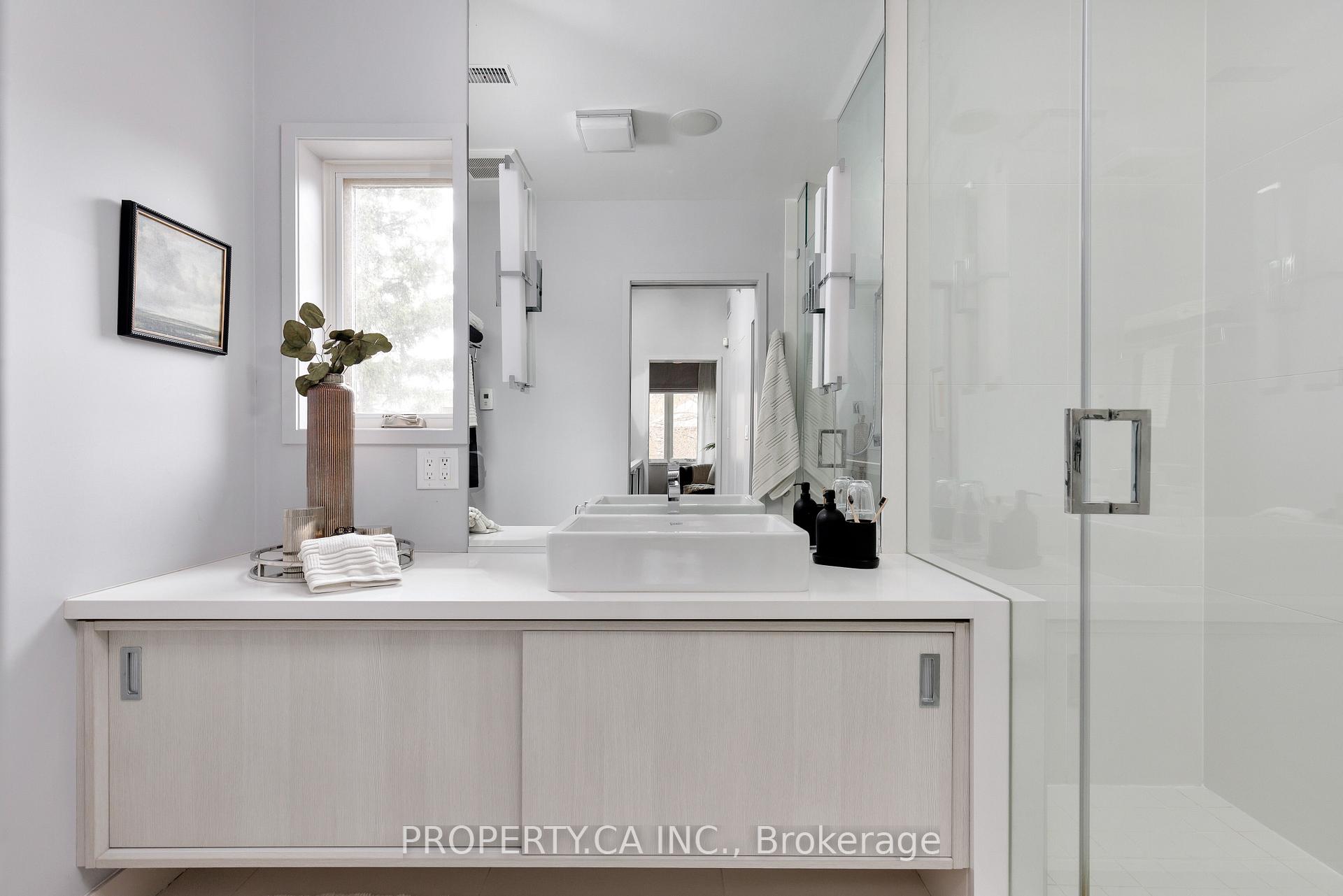 Photo 20 of 18 Belle Ayre Boulevard, Toronto, Mount Pleasant East — HOMEH