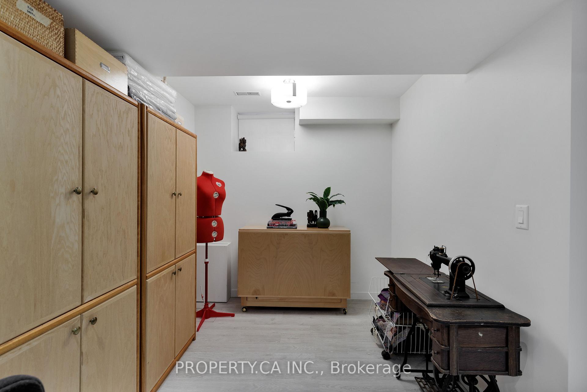 Photo 27 of 18 Belle Ayre Boulevard, Toronto, Mount Pleasant East — HOMEH