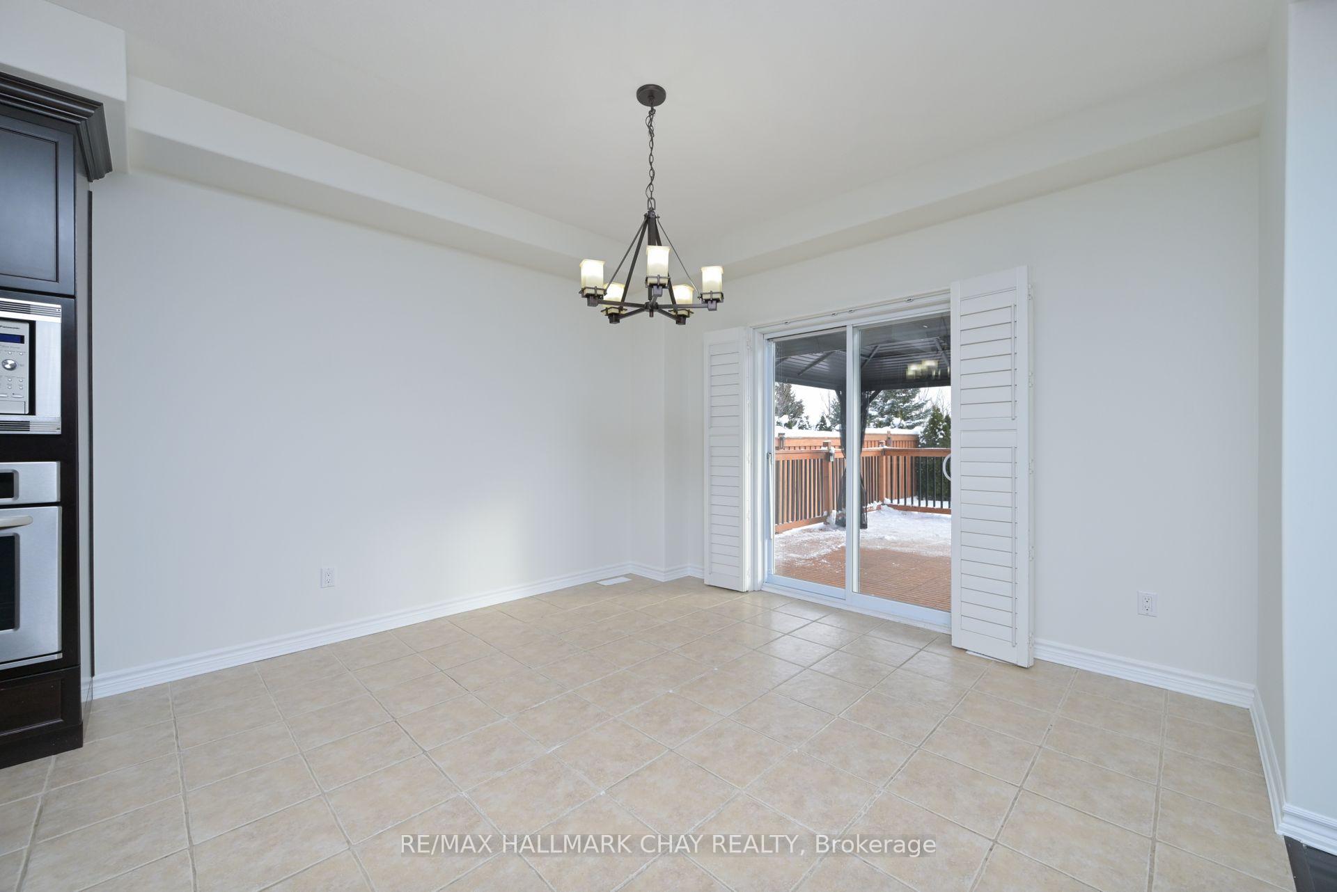 Photo 9 of 124 Gray Avenue, New Tecumseth, Alliston — HOMEH